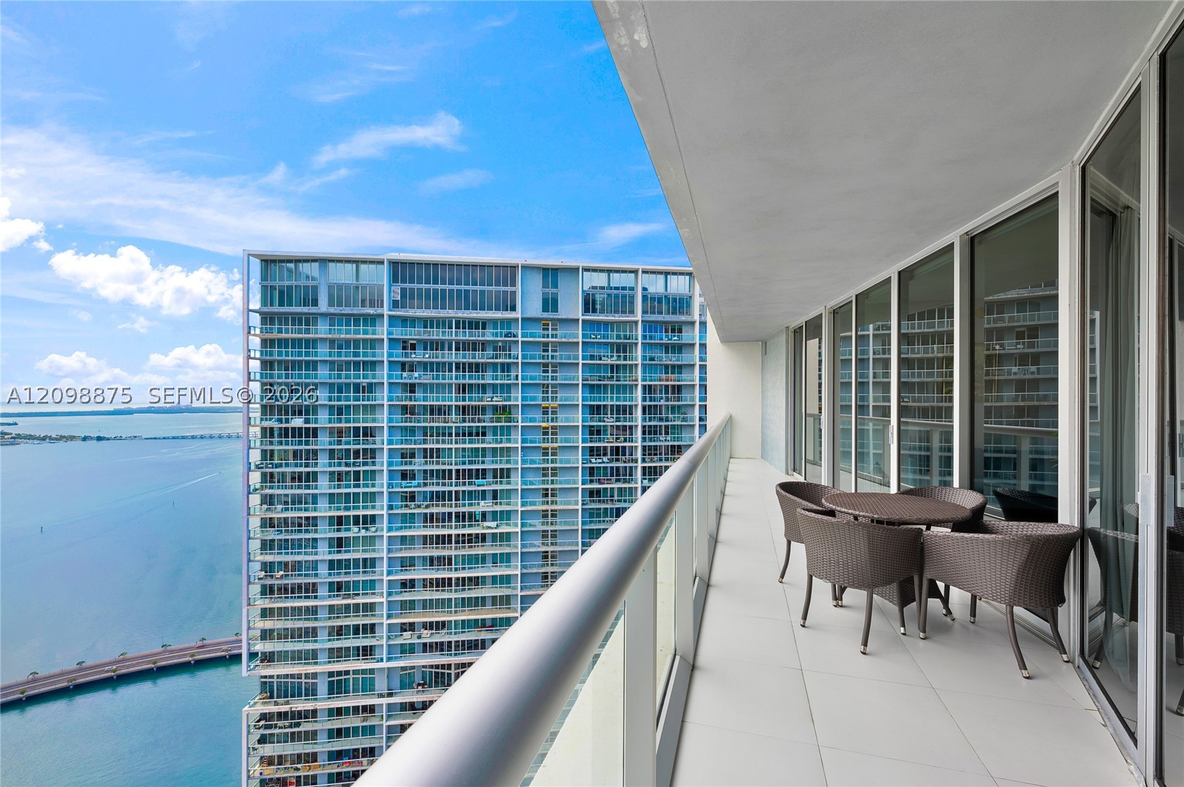 465 Brickell Ave #5105, Miami FL 33131