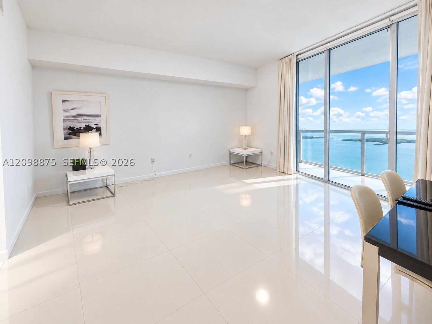 465 Brickell Ave #5105, Miami FL 33131
