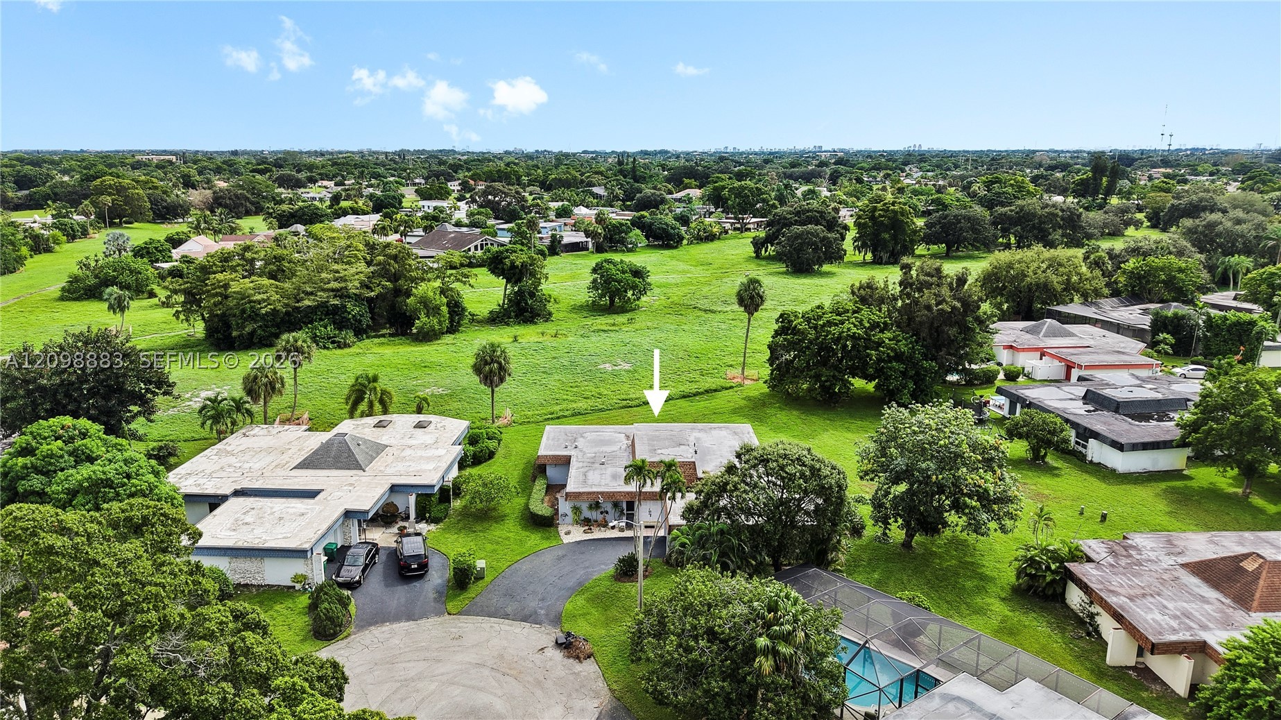 6204 Jacaranda Cir, Tamarac FL 33319