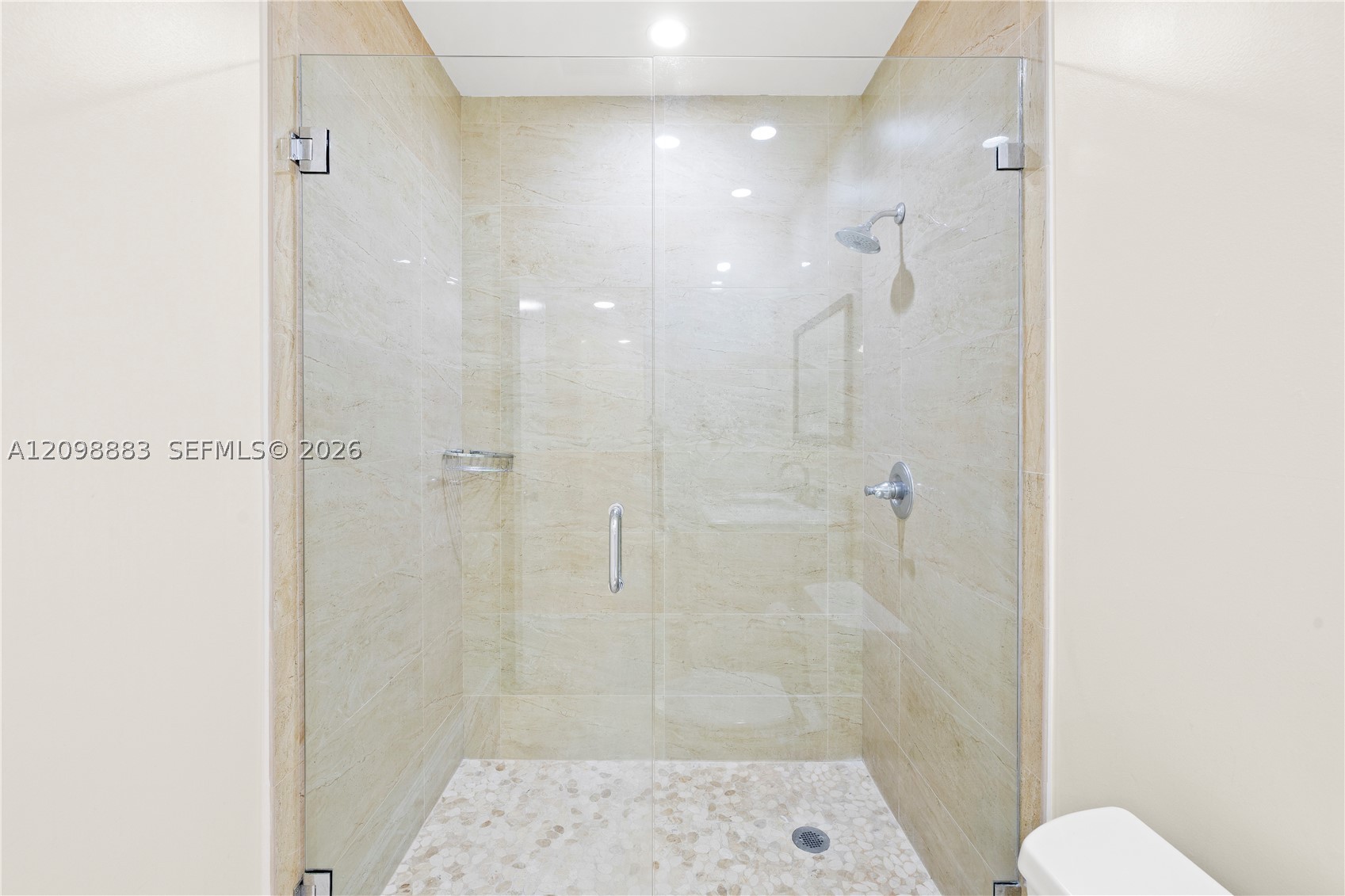 6204 Jacaranda Cir, Tamarac FL 33319