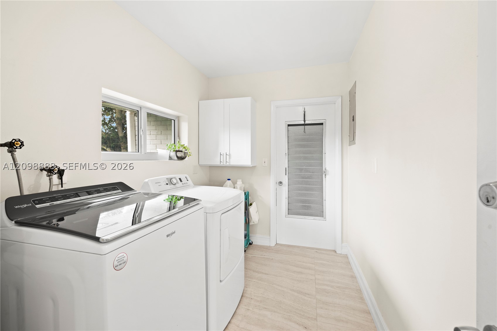 6204 Jacaranda Cir, Tamarac FL 33319