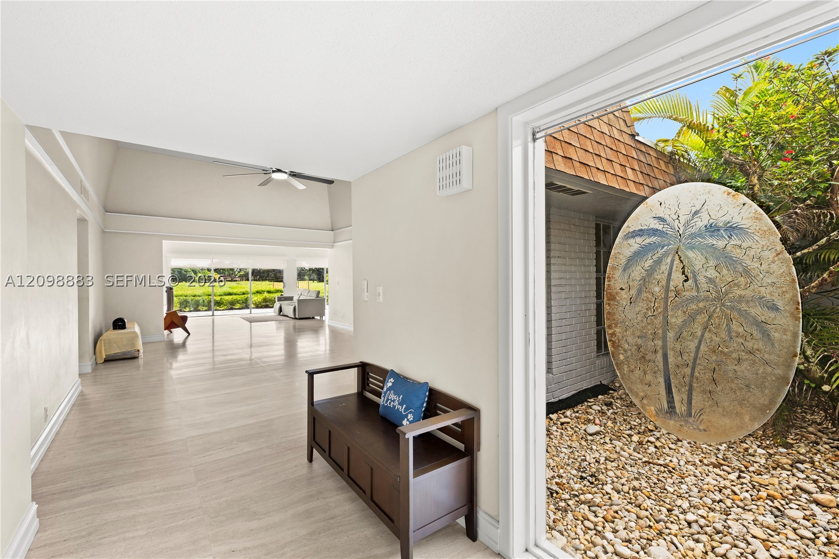6204 Jacaranda Cir, Tamarac FL 33319