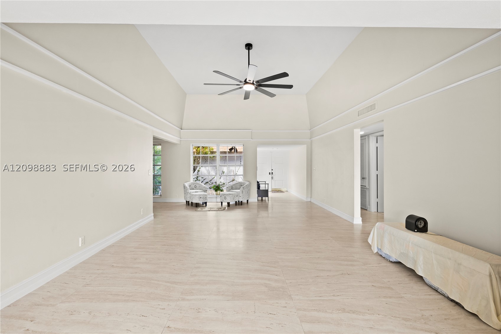 6204 Jacaranda Cir, Tamarac FL 33319