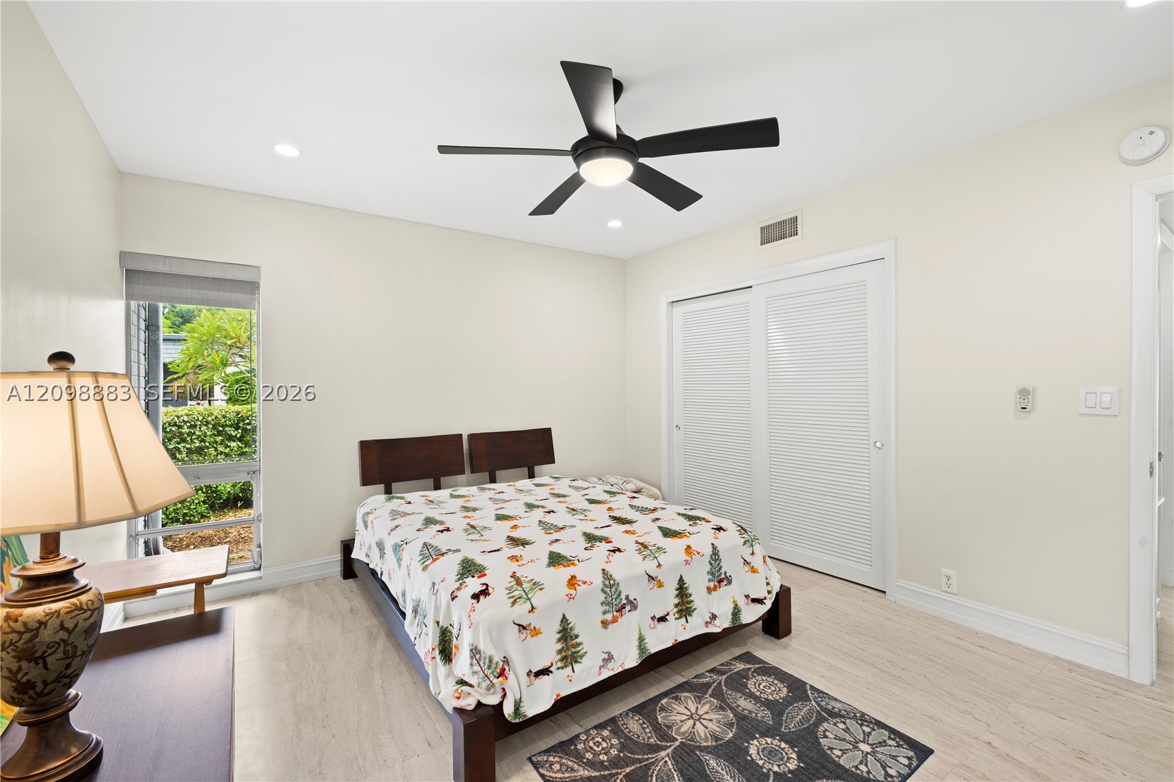 6204 Jacaranda Cir, Tamarac FL 33319