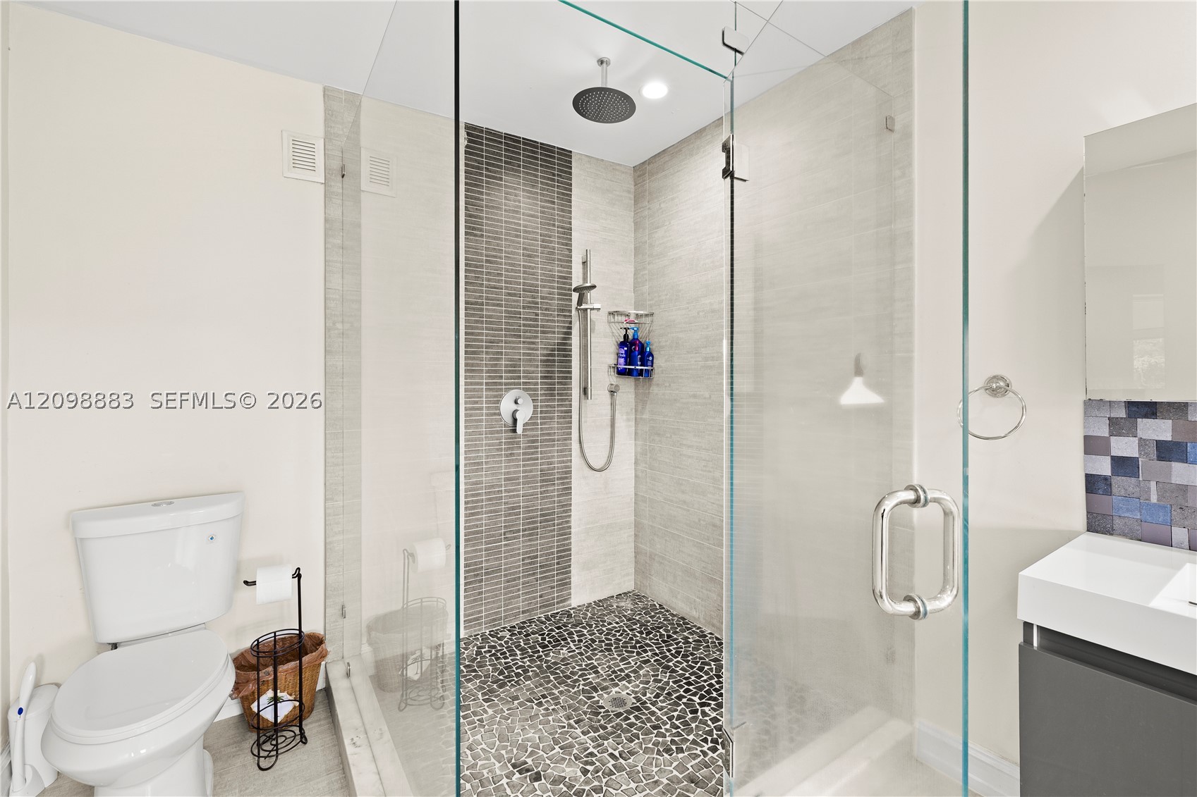 6204 Jacaranda Cir, Tamarac FL 33319