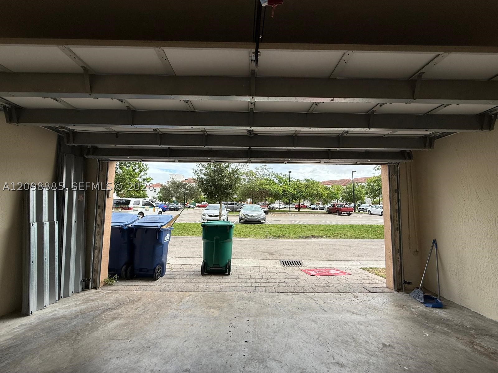 Miami FL 33196 - A12098885