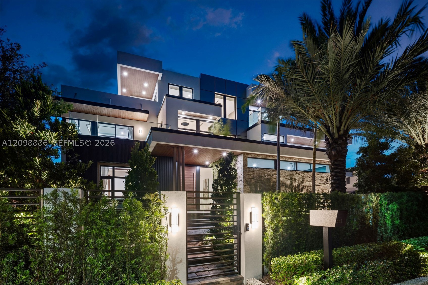 441 Isle Of Palms Dr, Fort Lauderdale FL 33301