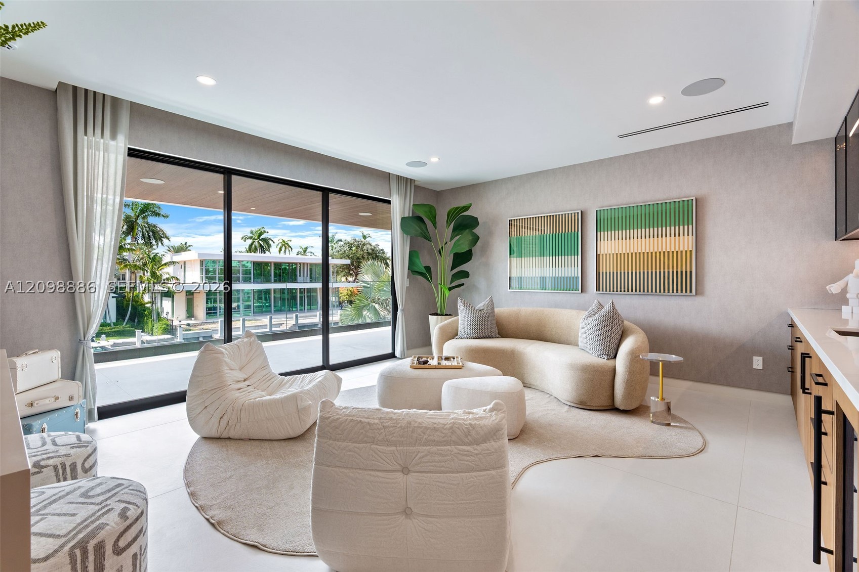 441 Isle Of Palms Dr, Fort Lauderdale FL 33301