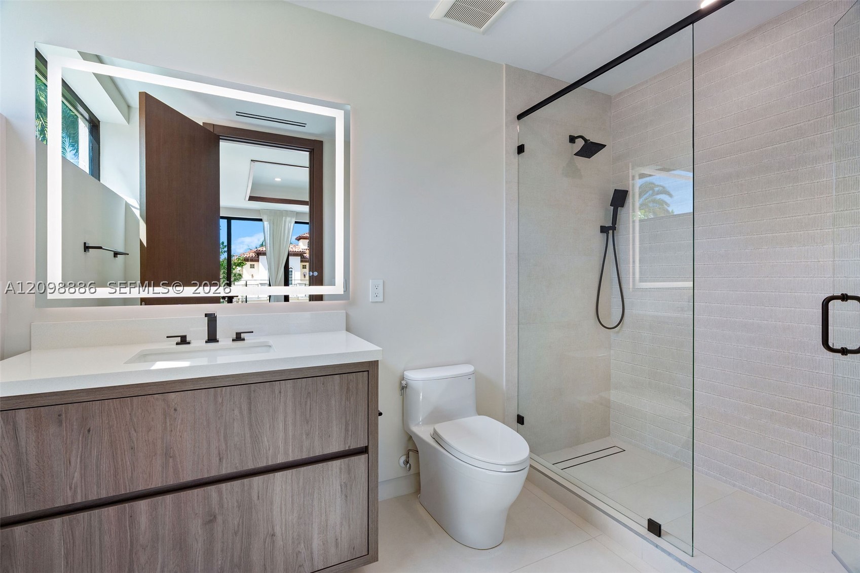 441 Isle Of Palms Dr, Fort Lauderdale FL 33301