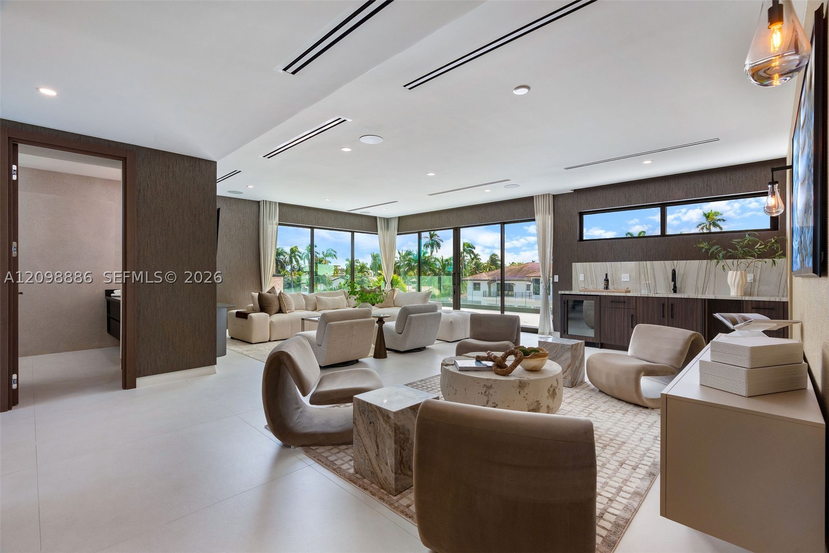 441 Isle Of Palms Dr, Fort Lauderdale FL 33301