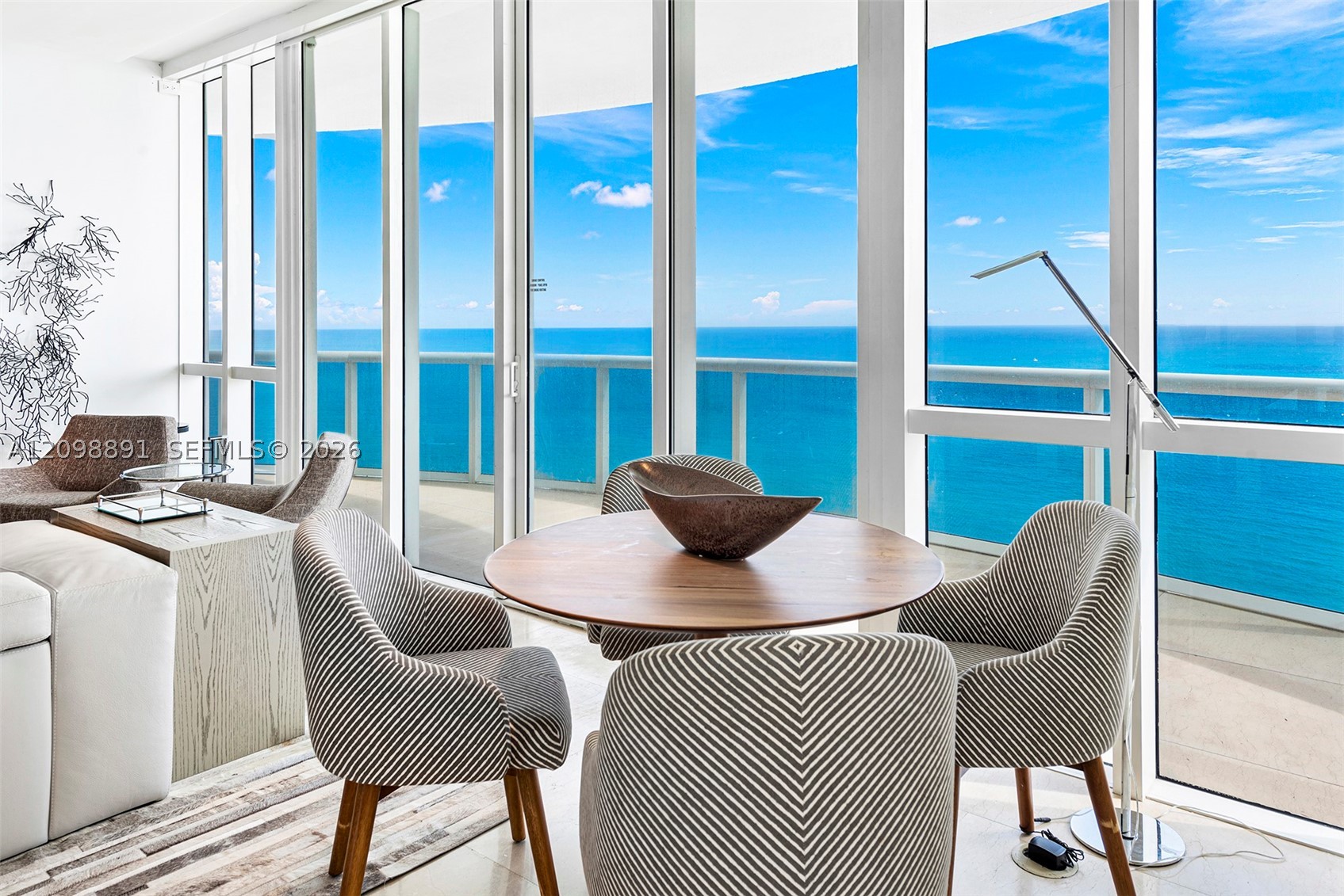 15901 Collins Ave #2801, Sunny Isles Beach FL 33160