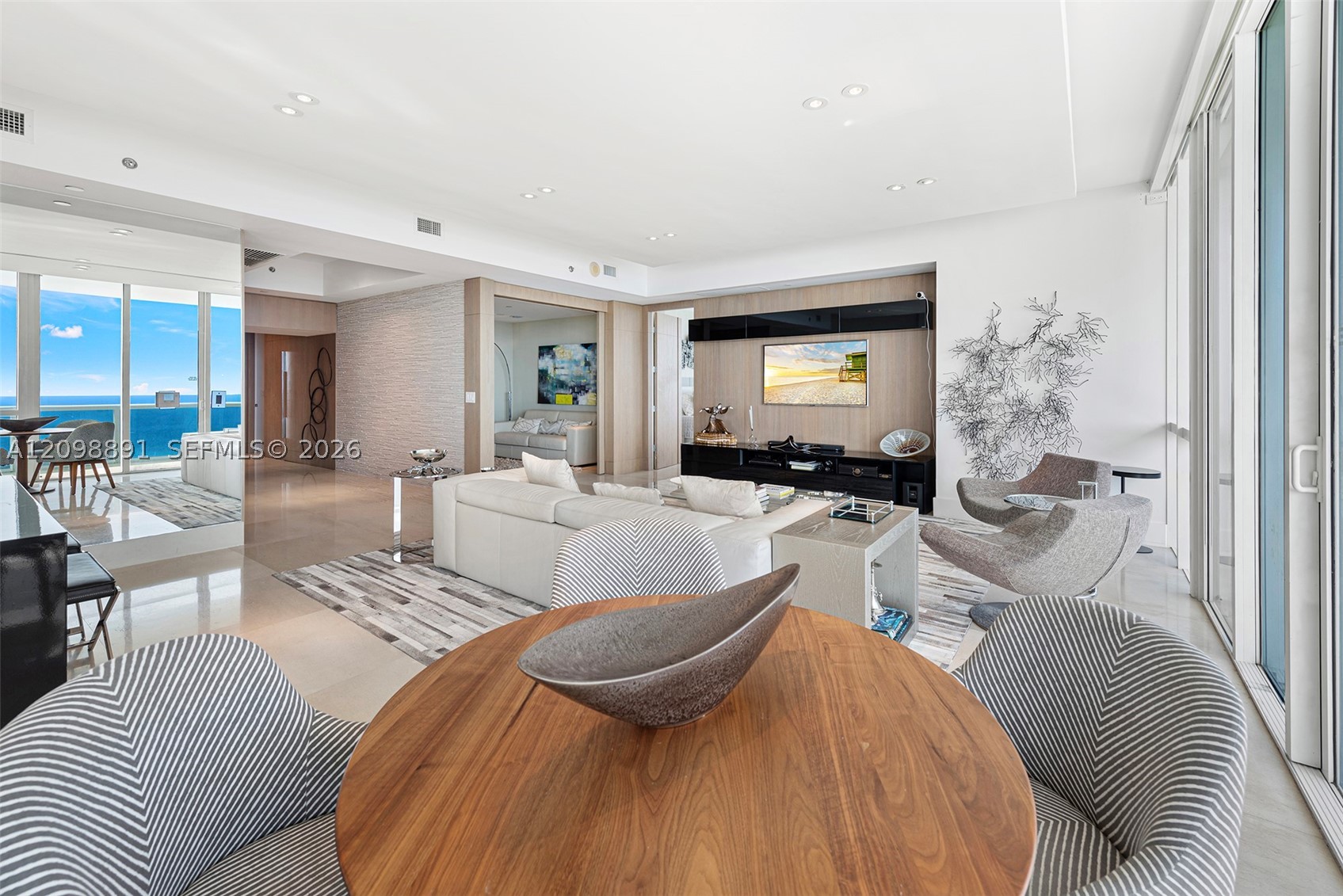 15901 Collins Ave #2801, Sunny Isles Beach FL 33160