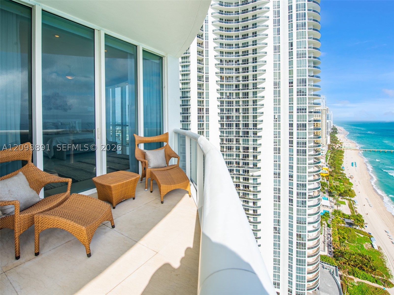 15901 Collins Ave #2801, Sunny Isles Beach FL 33160