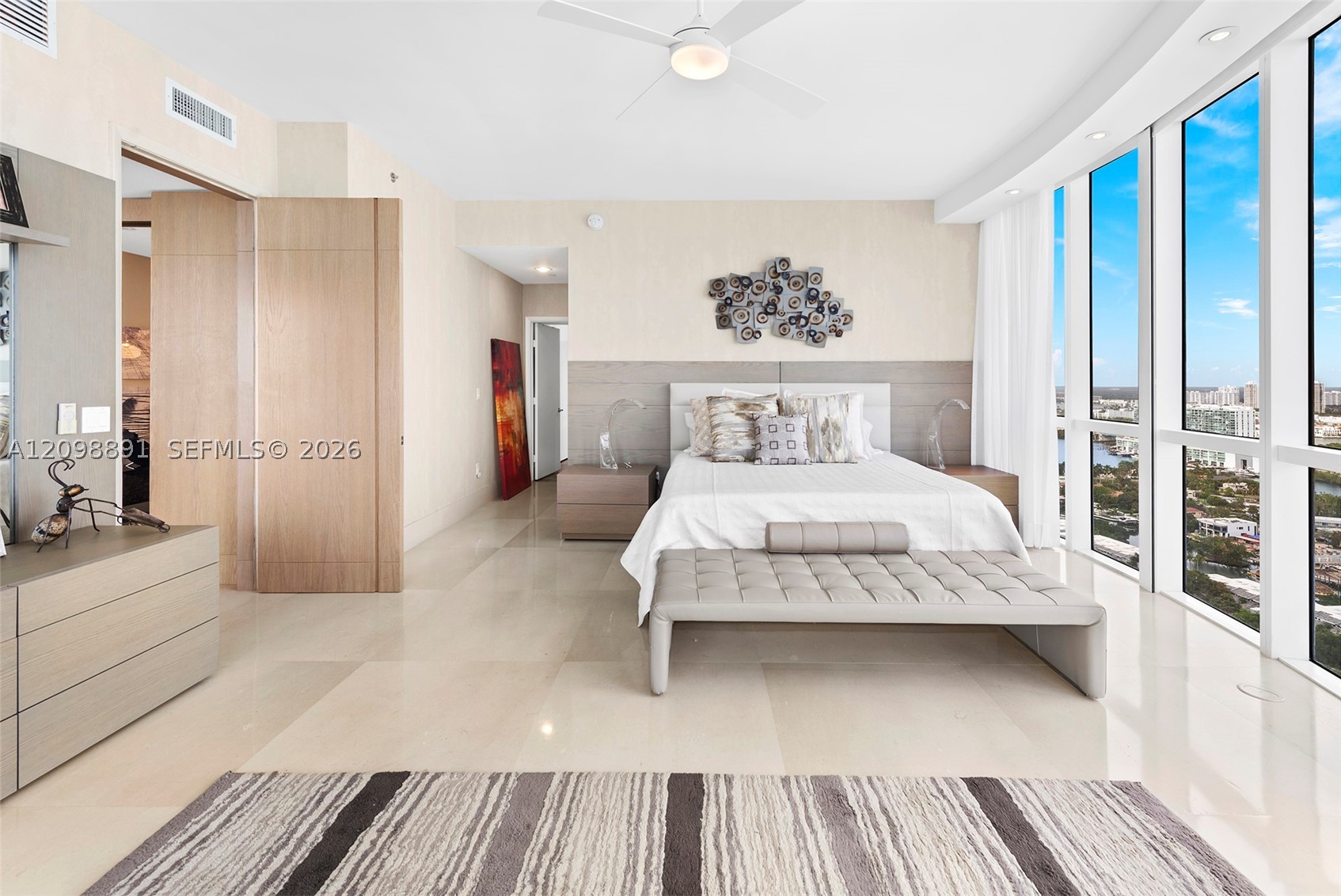 15901 Collins Ave #2801, Sunny Isles Beach FL 33160