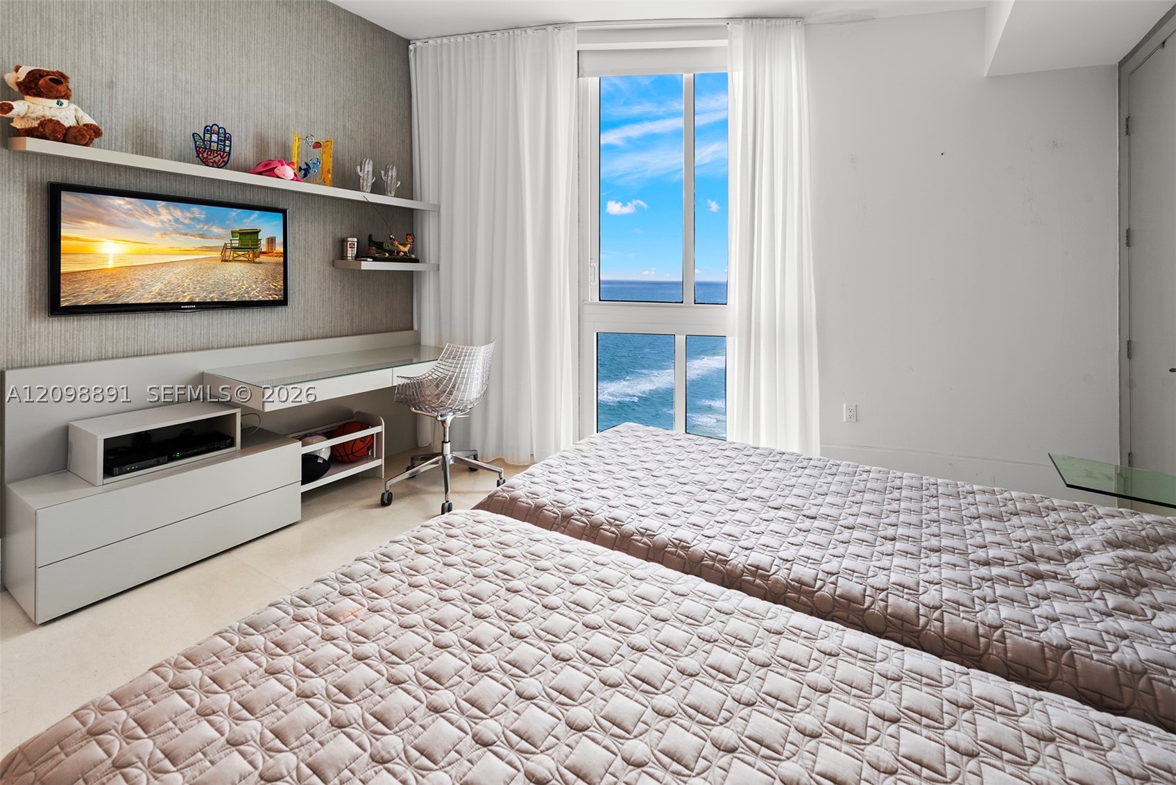 15901 Collins Ave #2801, Sunny Isles Beach FL 33160