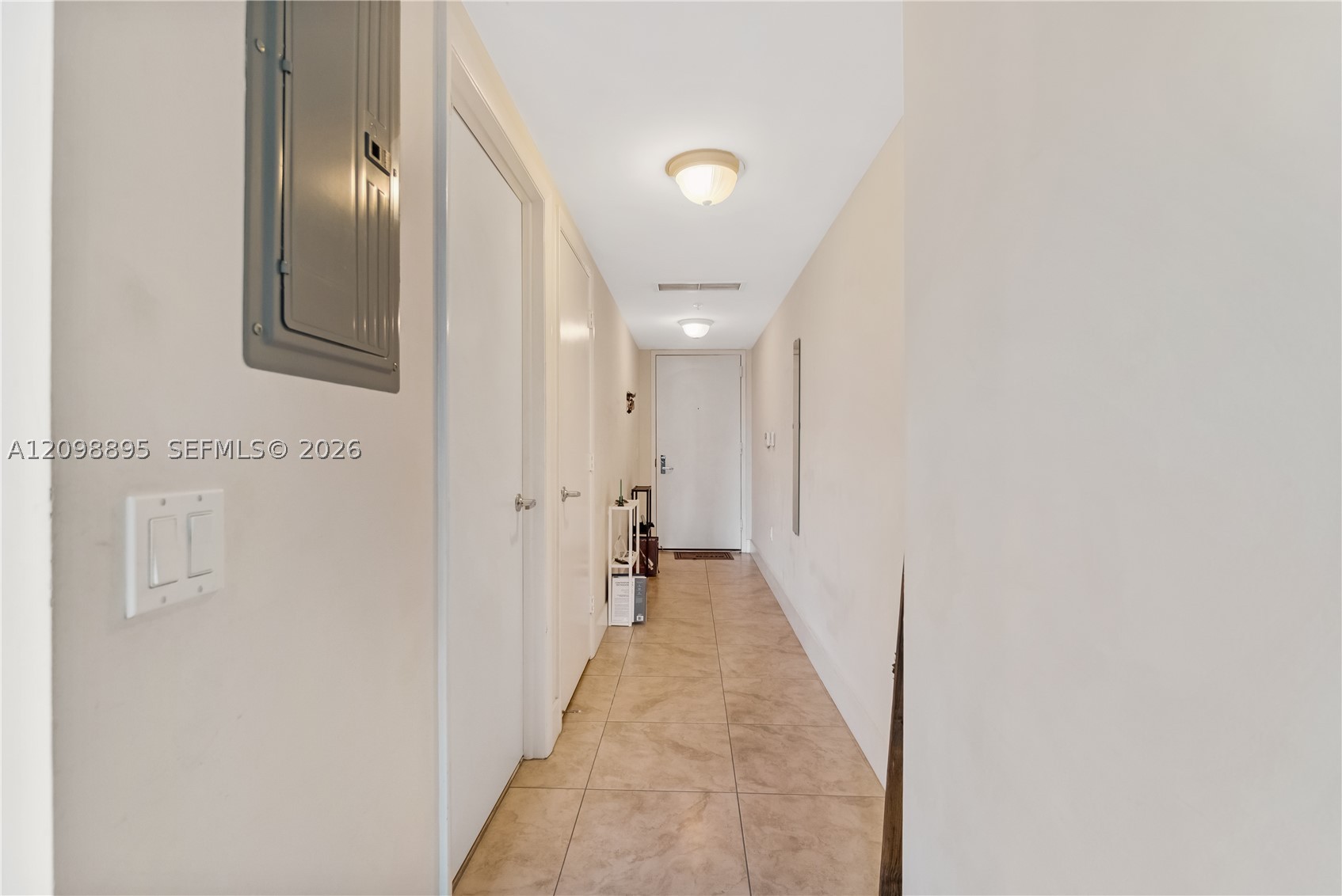 41 SE 5th St #811, Miami FL 33131