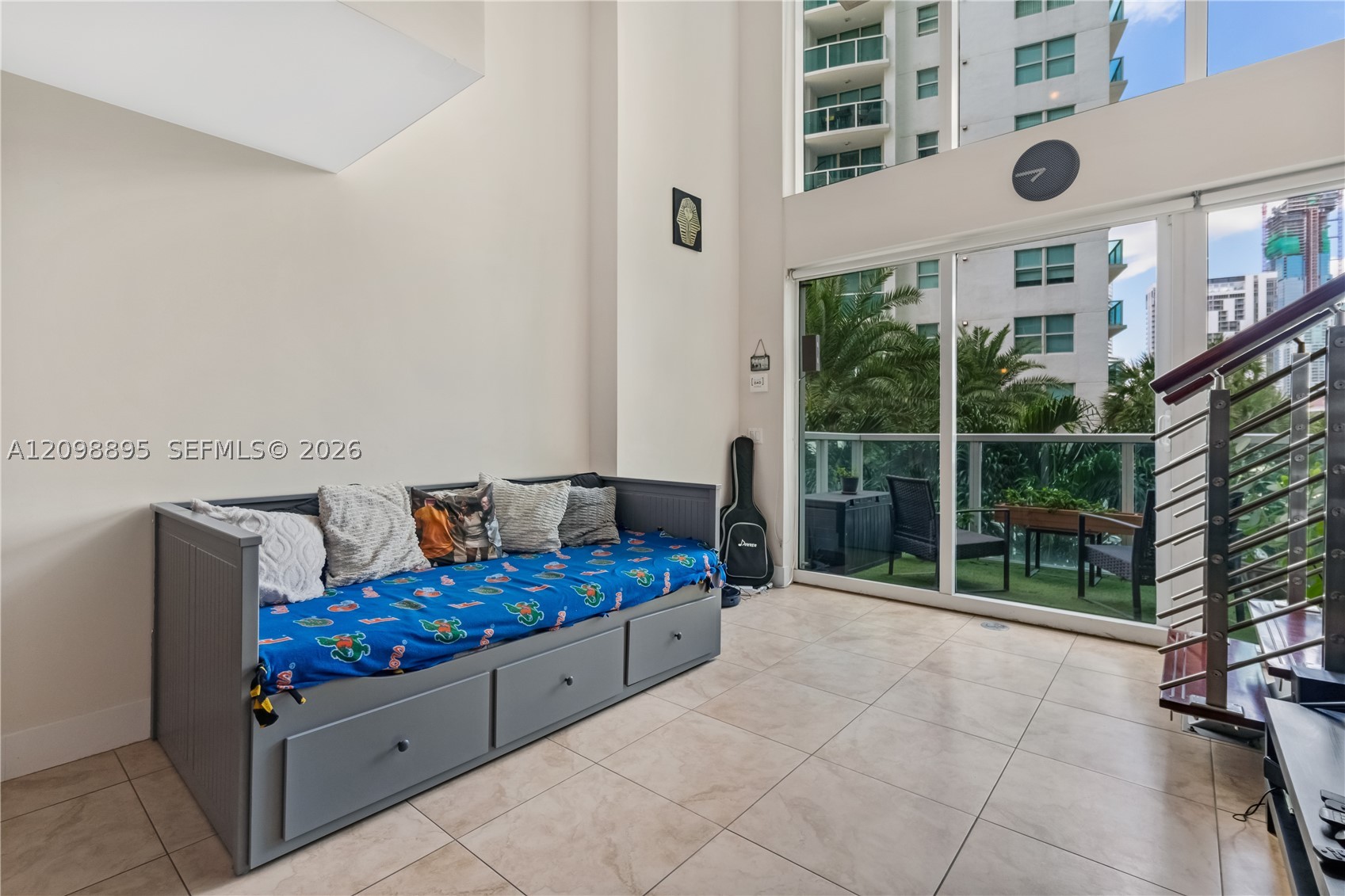 41 SE 5th St #811, Miami FL 33131
