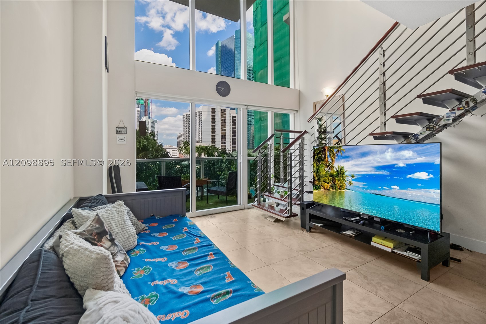 41 SE 5th St #811, Miami FL 33131