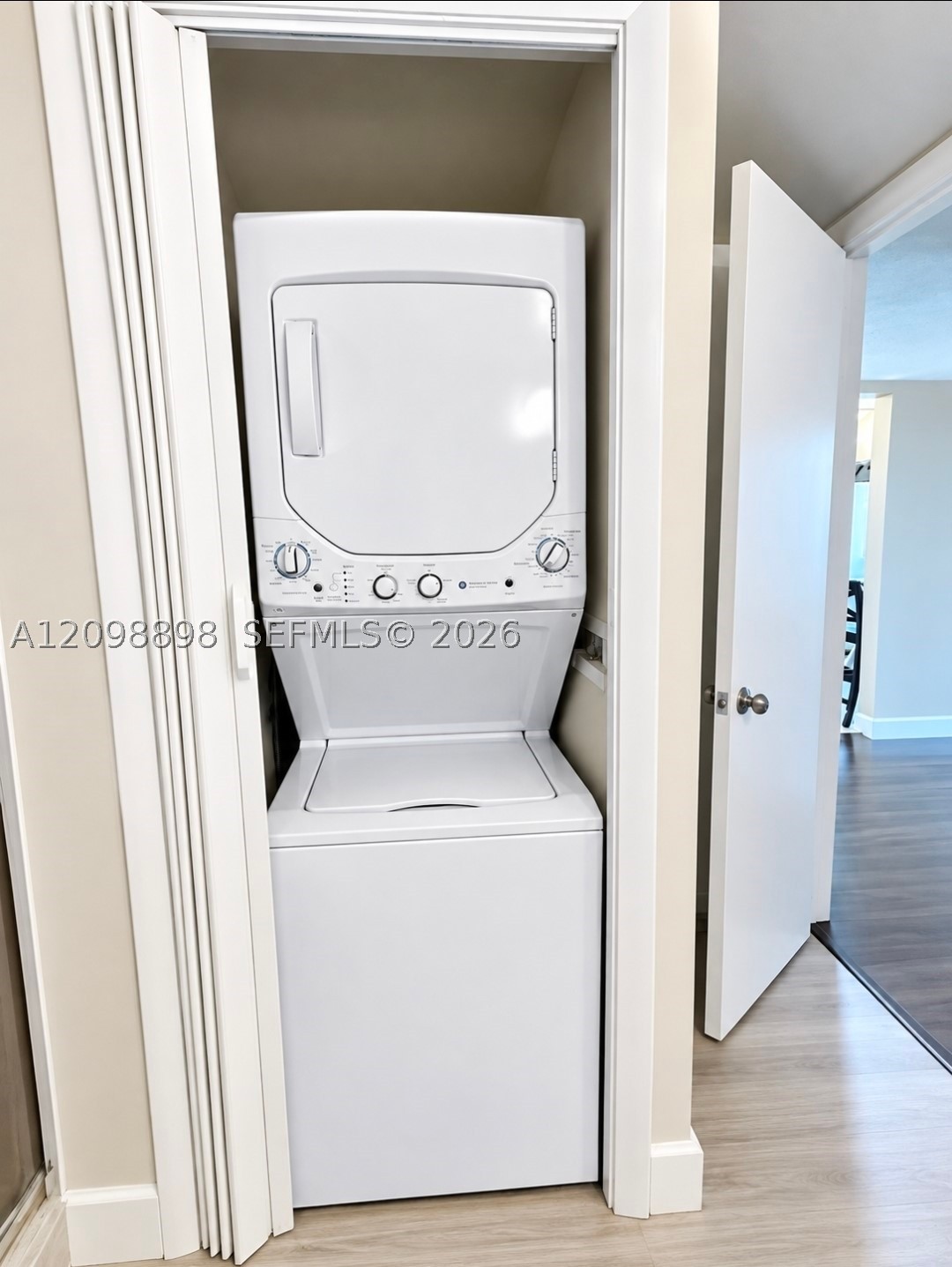 16581 Blatt Blvd #204, Weston FL 33326