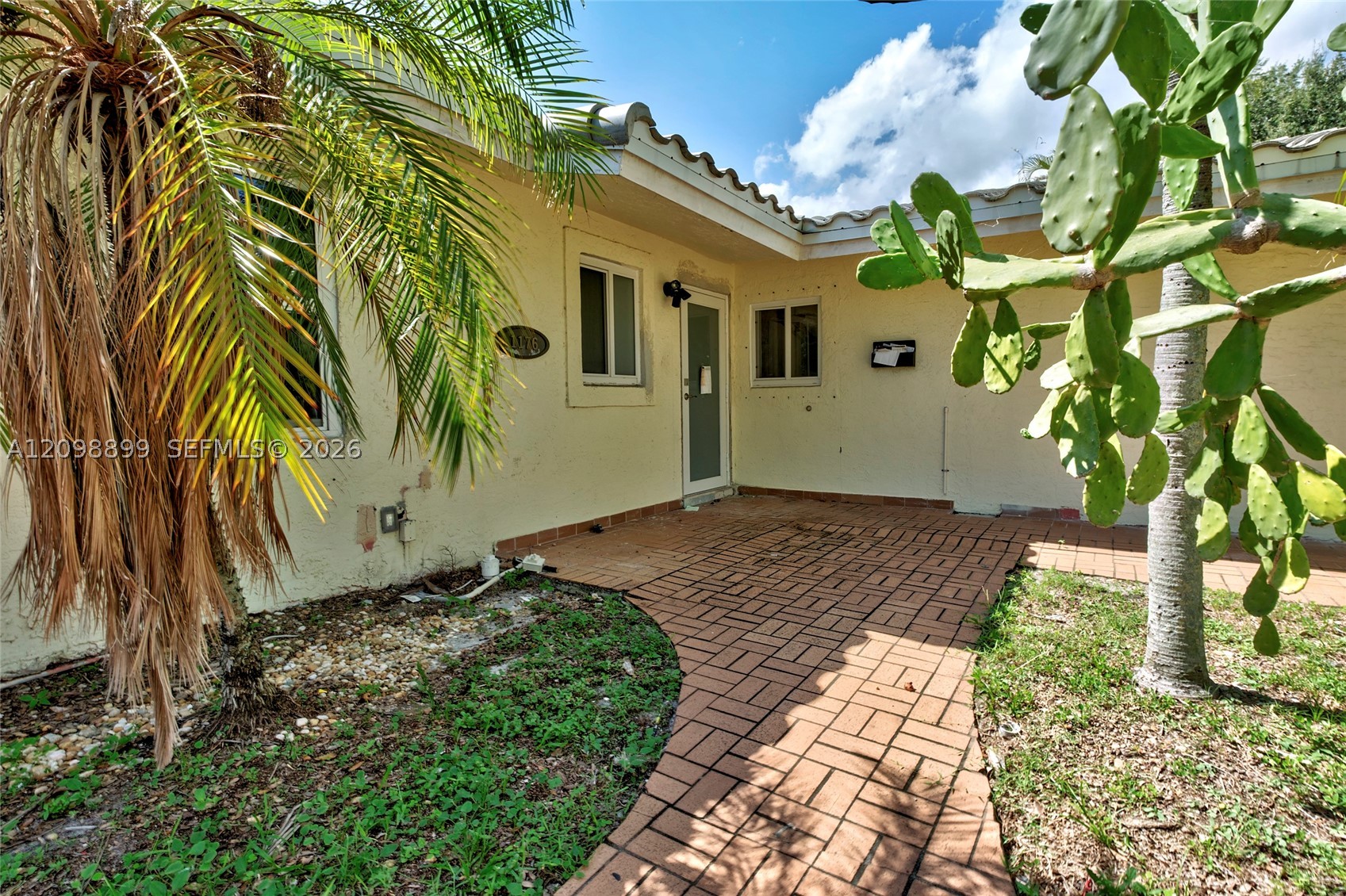 1176 SW 4th St, Boca Raton FL 33486
