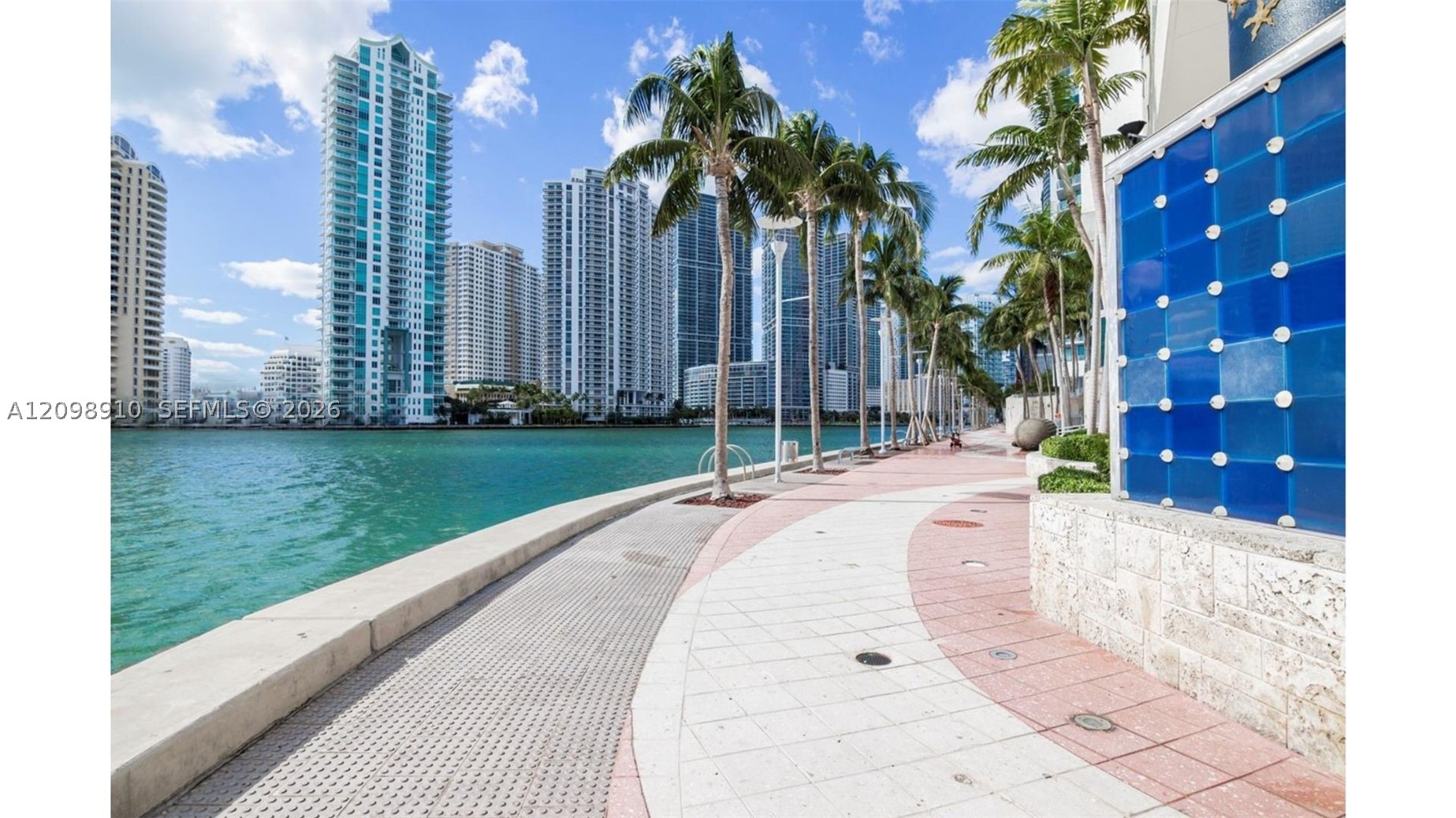 325 S Biscayne Blvd #2624, Miami FL 33131