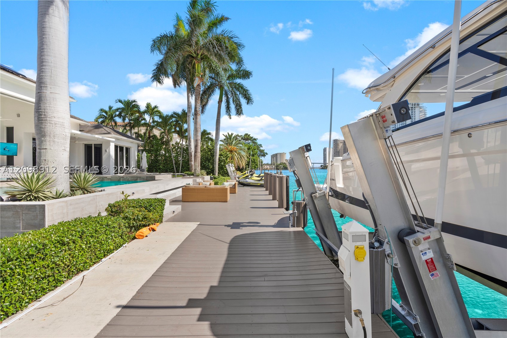 224 S ISLAND, Golden Beach FL 33160