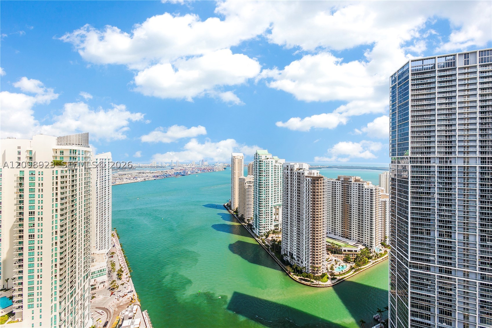 200 Biscayne Boulevard Way #4307, Miami FL 33131
