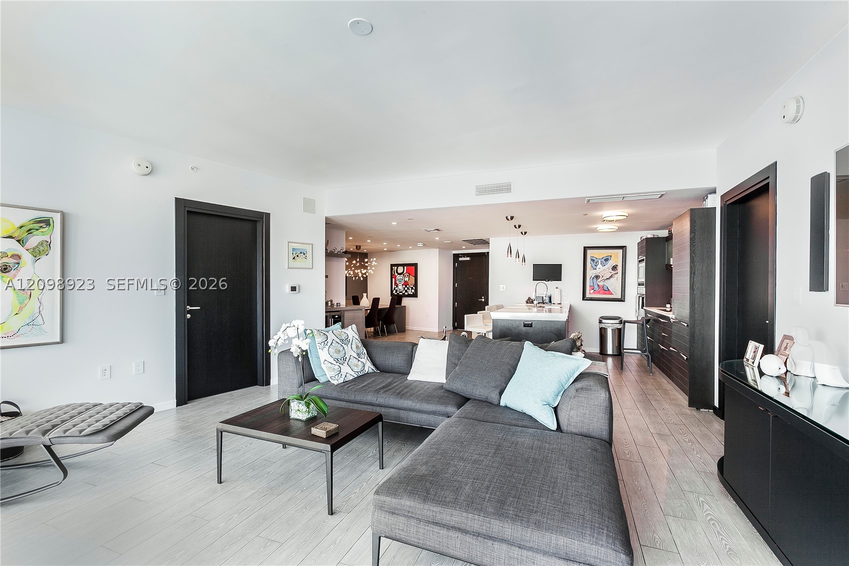 200 Biscayne Boulevard Way #4307, Miami FL 33131
