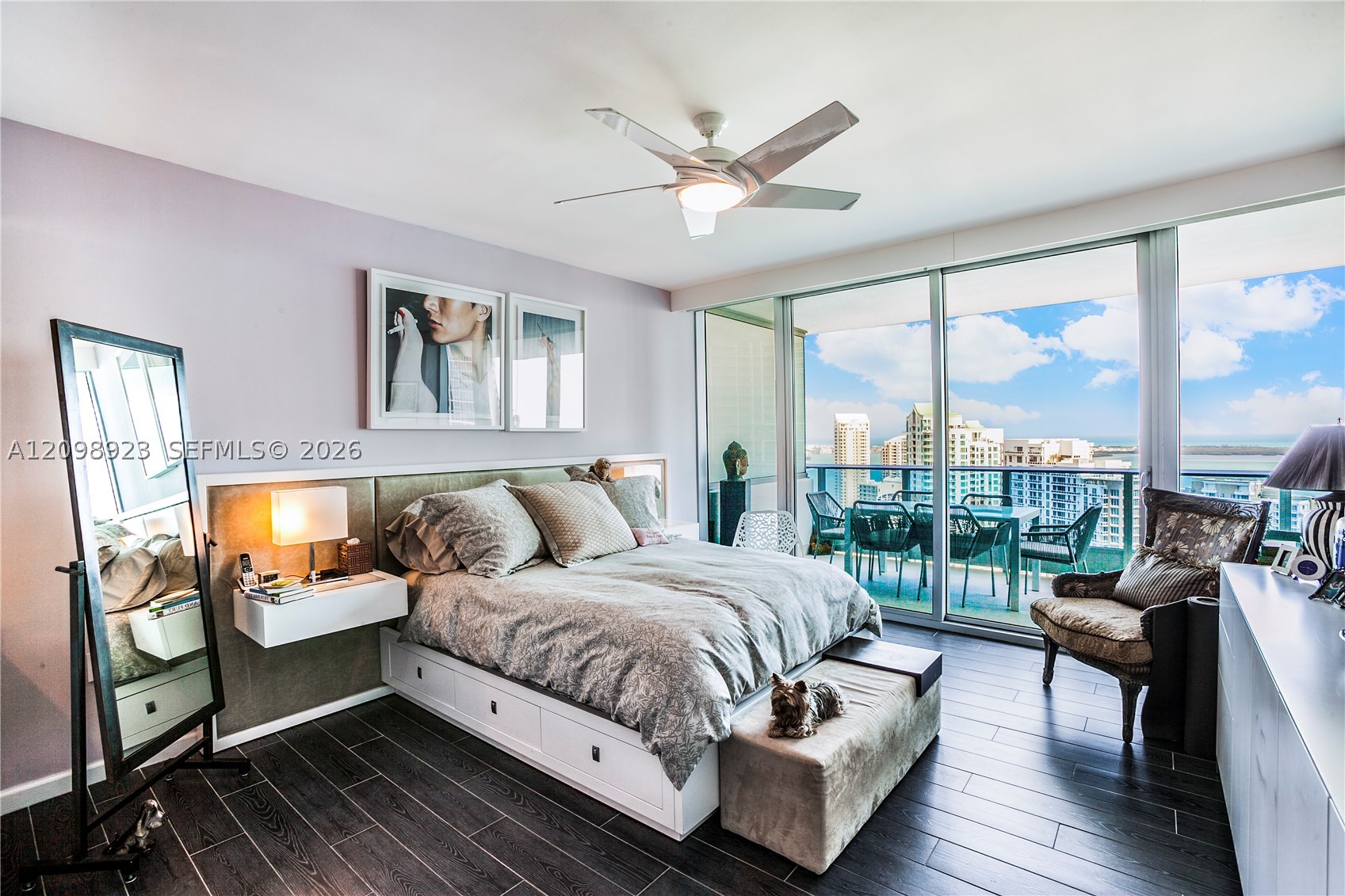 200 Biscayne Boulevard Way #4307, Miami FL 33131