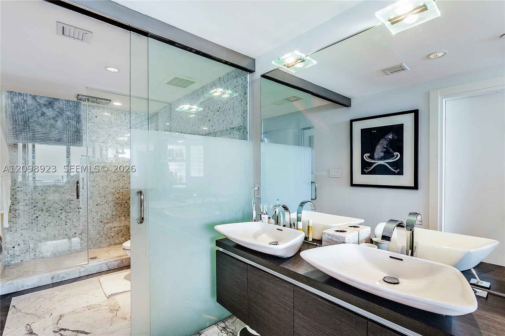 200 Biscayne Boulevard Way #4307, Miami FL 33131