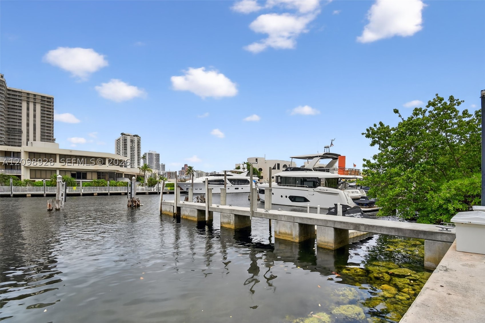 19955 NE 38th Ct #1205, Aventura FL 33180