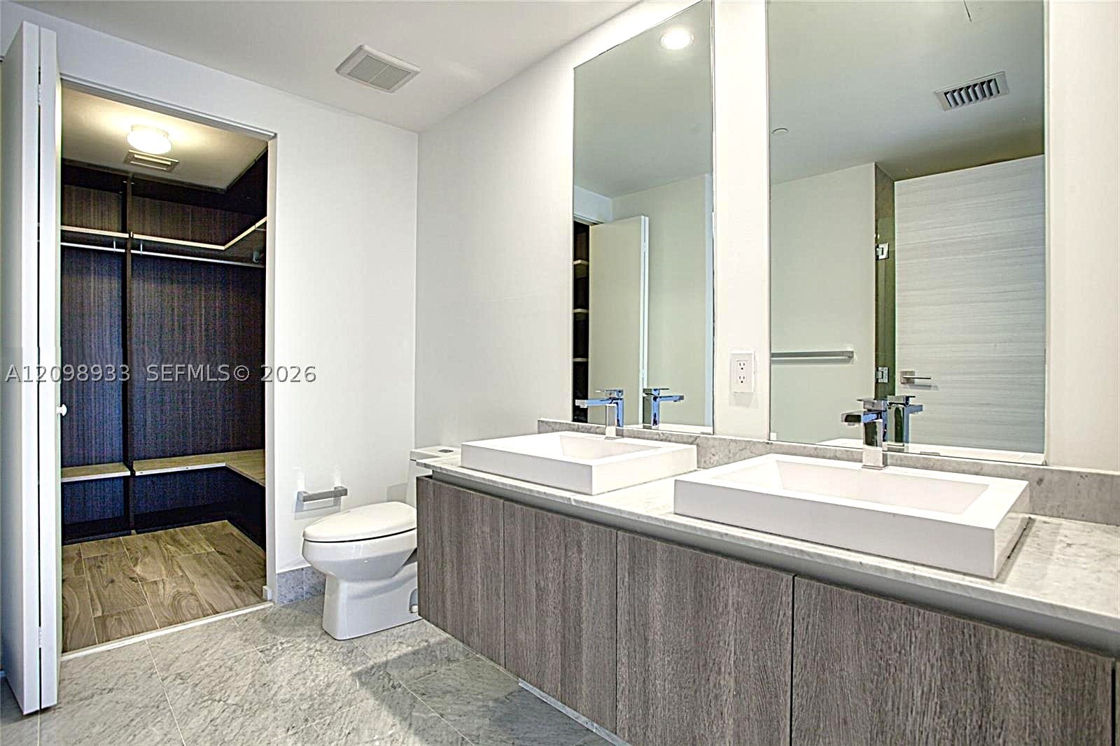 801 S Miami Ave #1203, Miami FL 33130