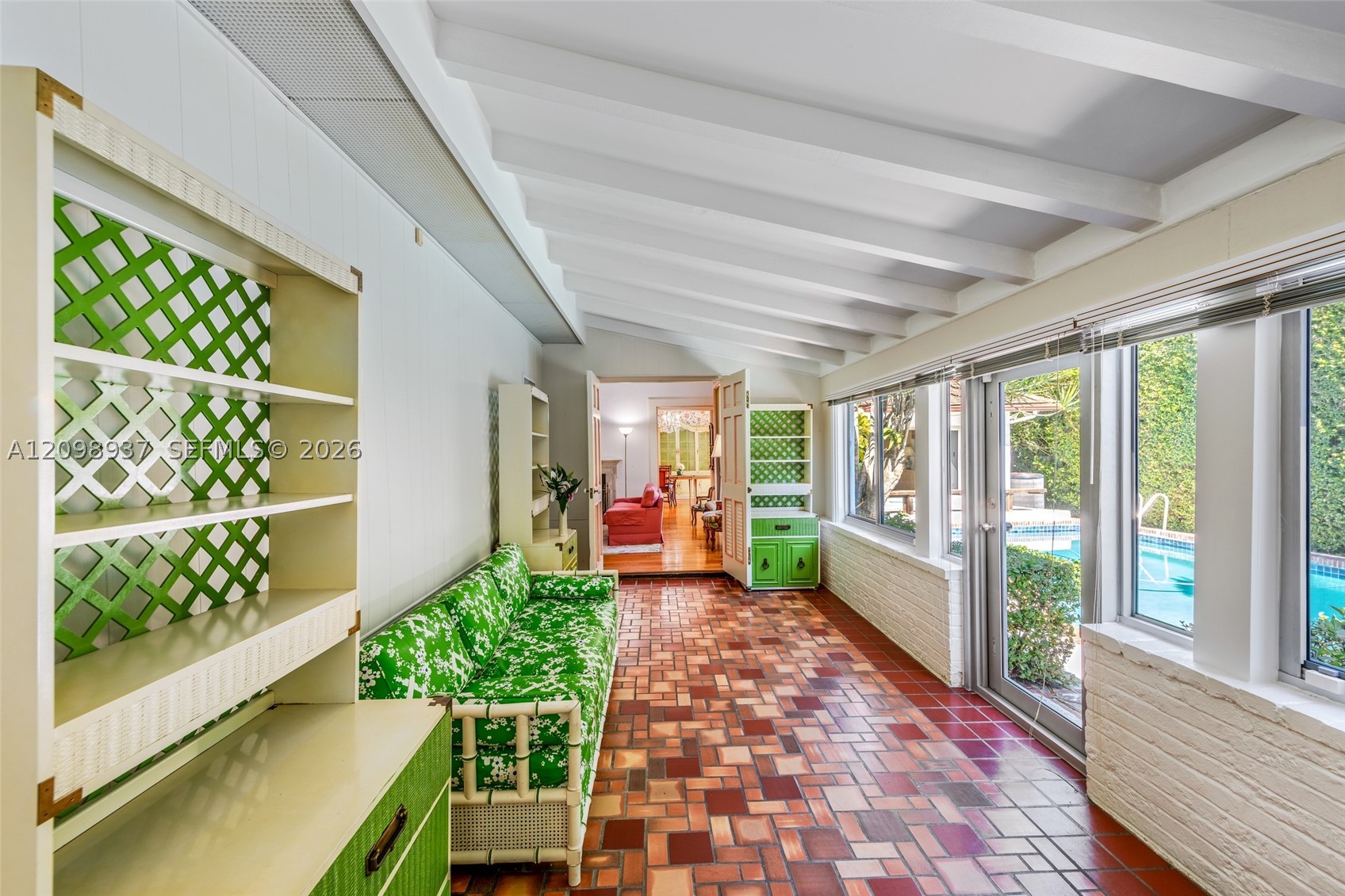 6415 Pine Tree Drive Cir, Miami Beach FL 33141