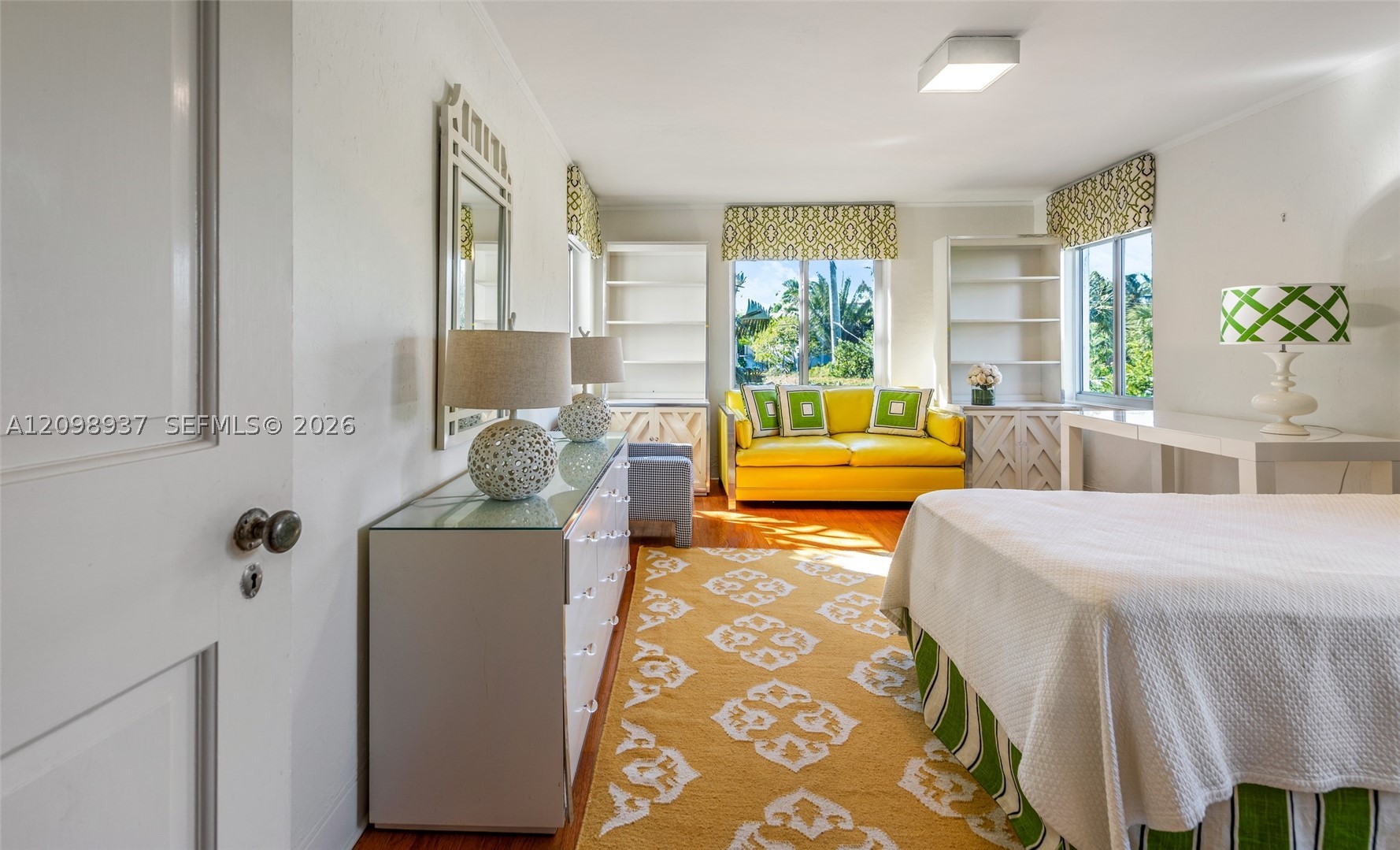 6415 Pine Tree Drive Cir, Miami Beach FL 33141