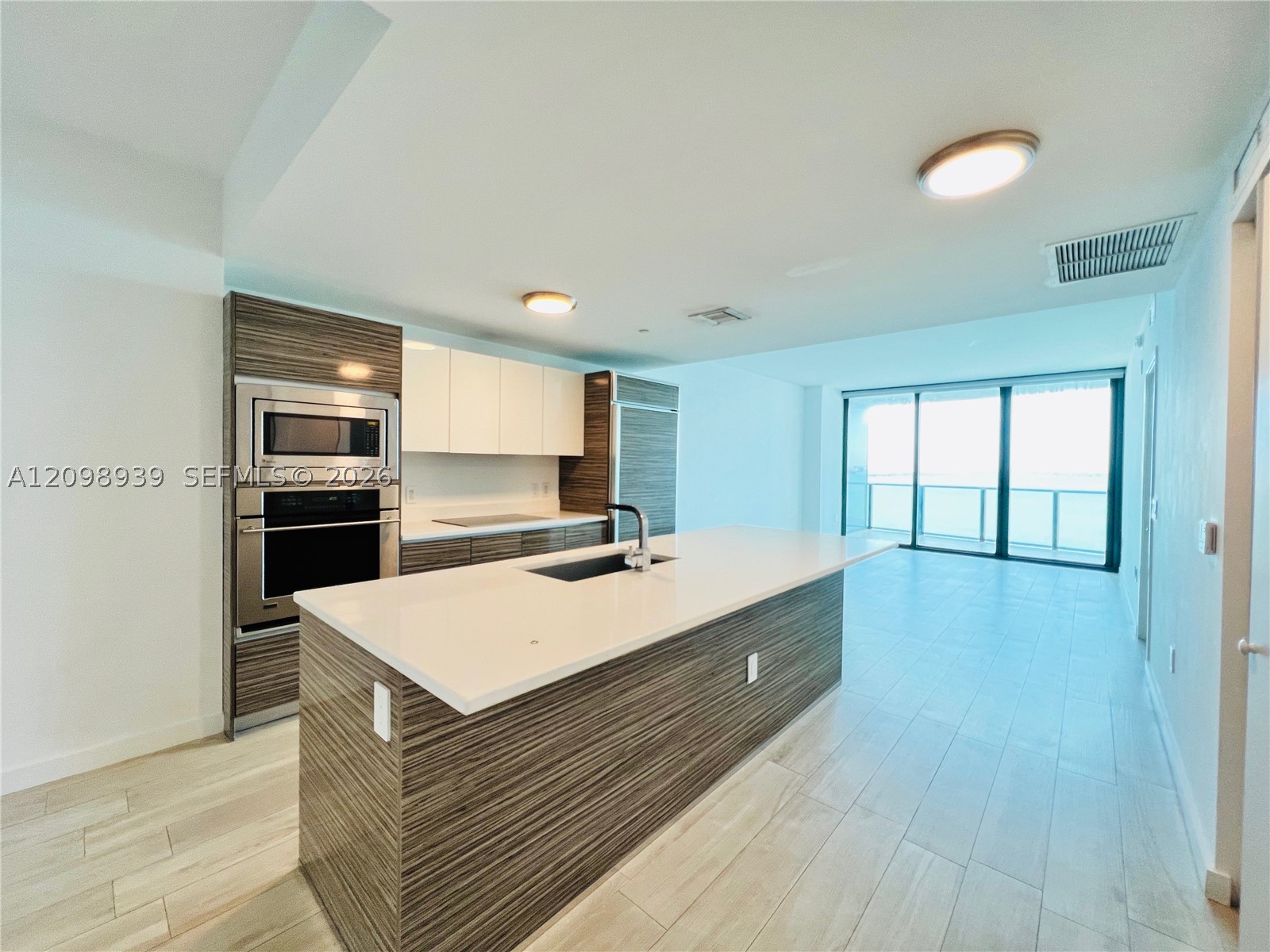 460 NE 28th St #1206, Miami FL 33137