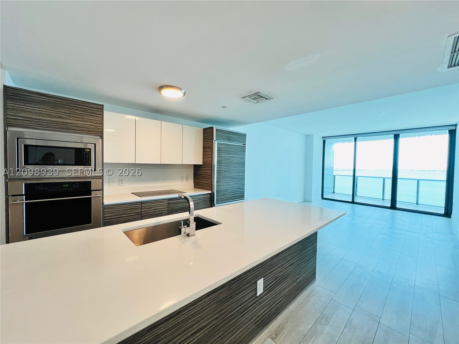 460 NE 28th St #1206, Miami FL 33137
