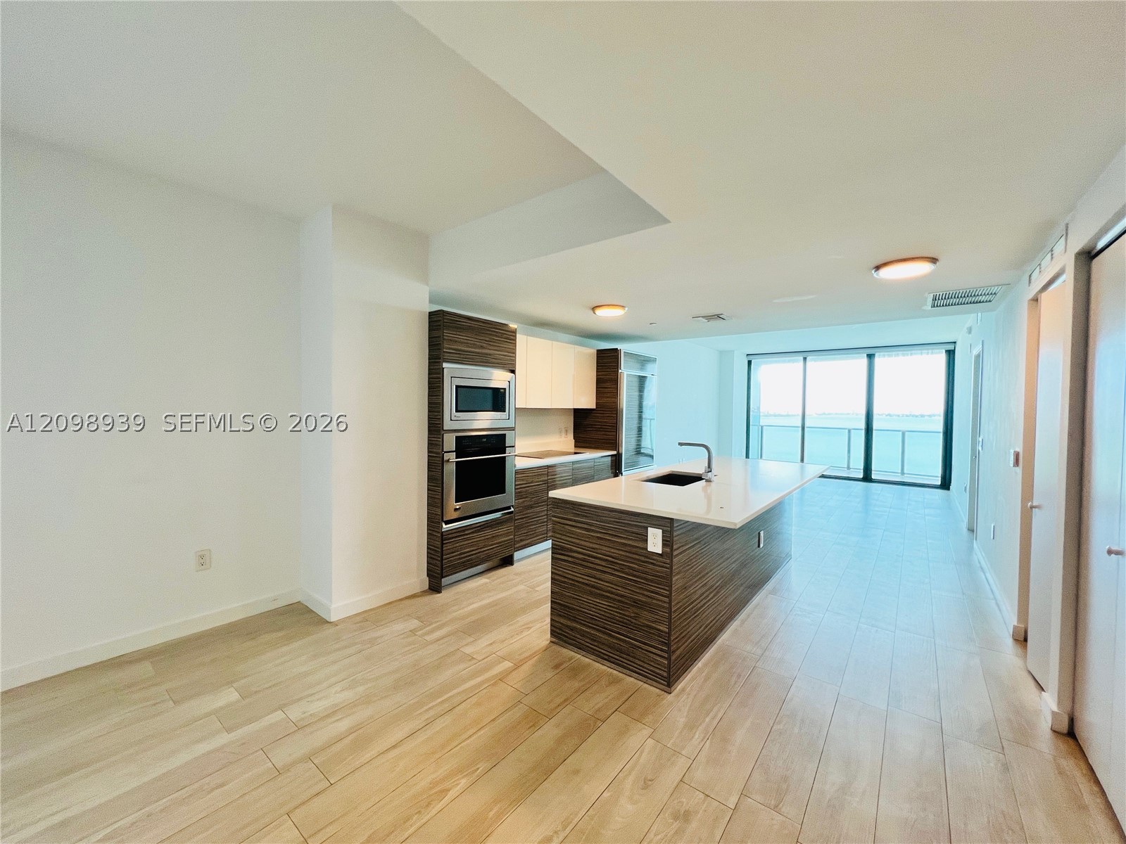 460 NE 28th St #1206, Miami FL 33137