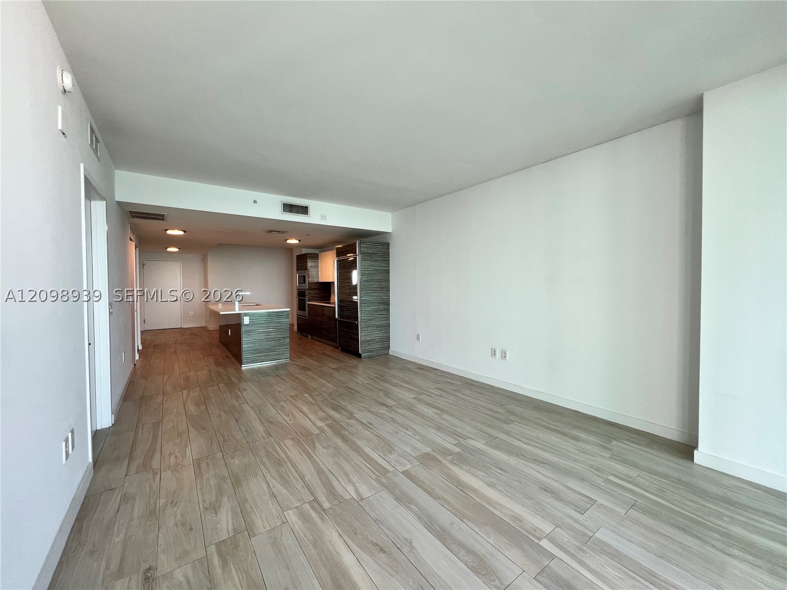 460 NE 28th St #1206, Miami FL 33137
