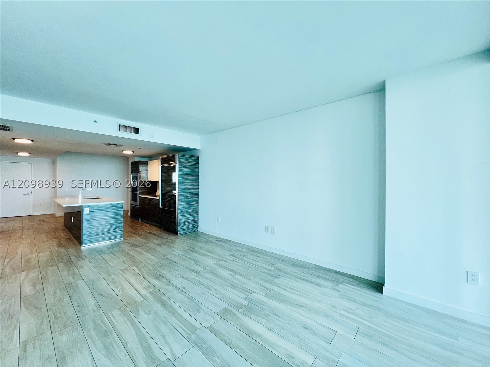 460 NE 28th St #1206, Miami FL 33137