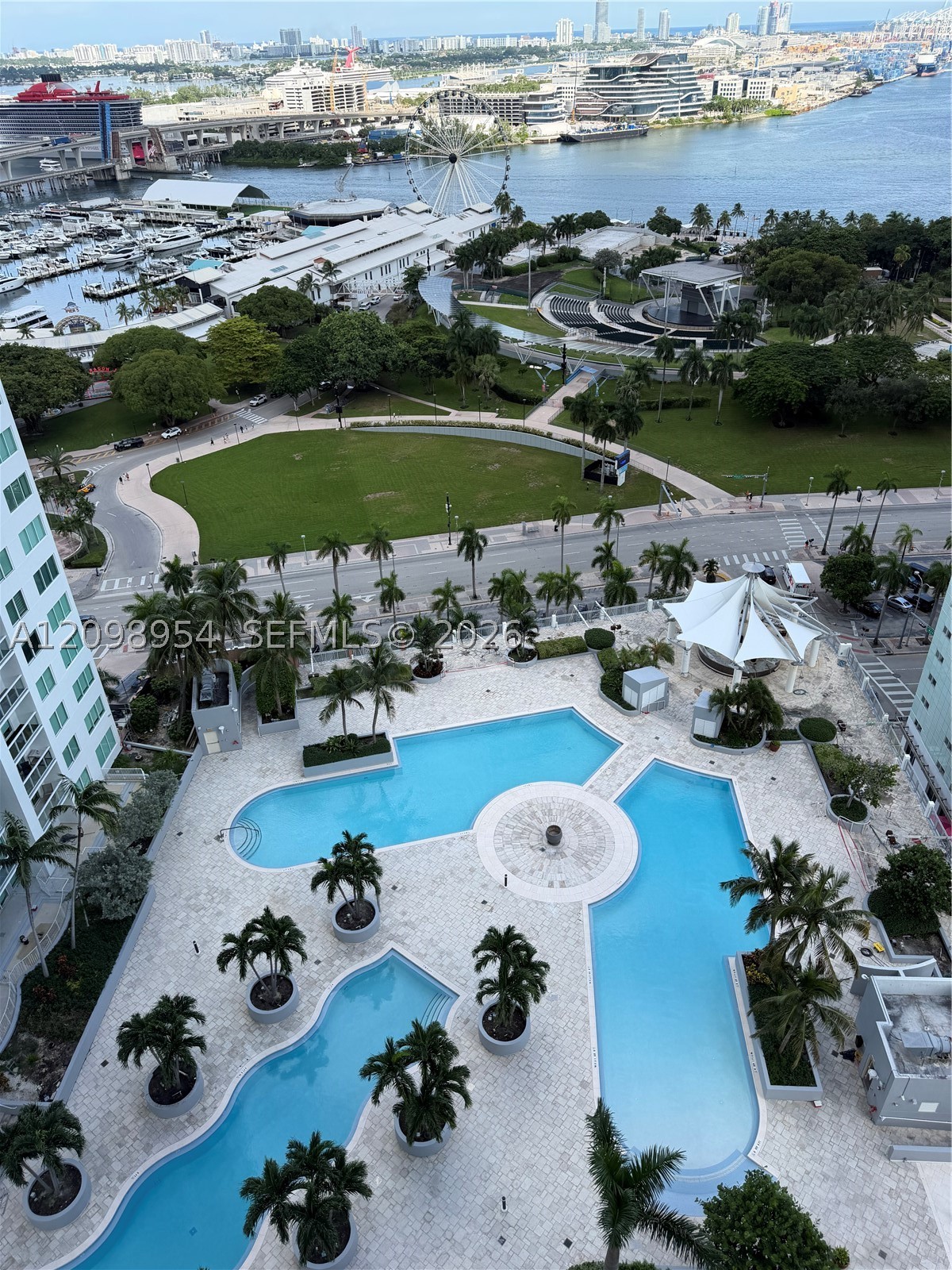253 NE 2nd St #2405, Miami FL 33132