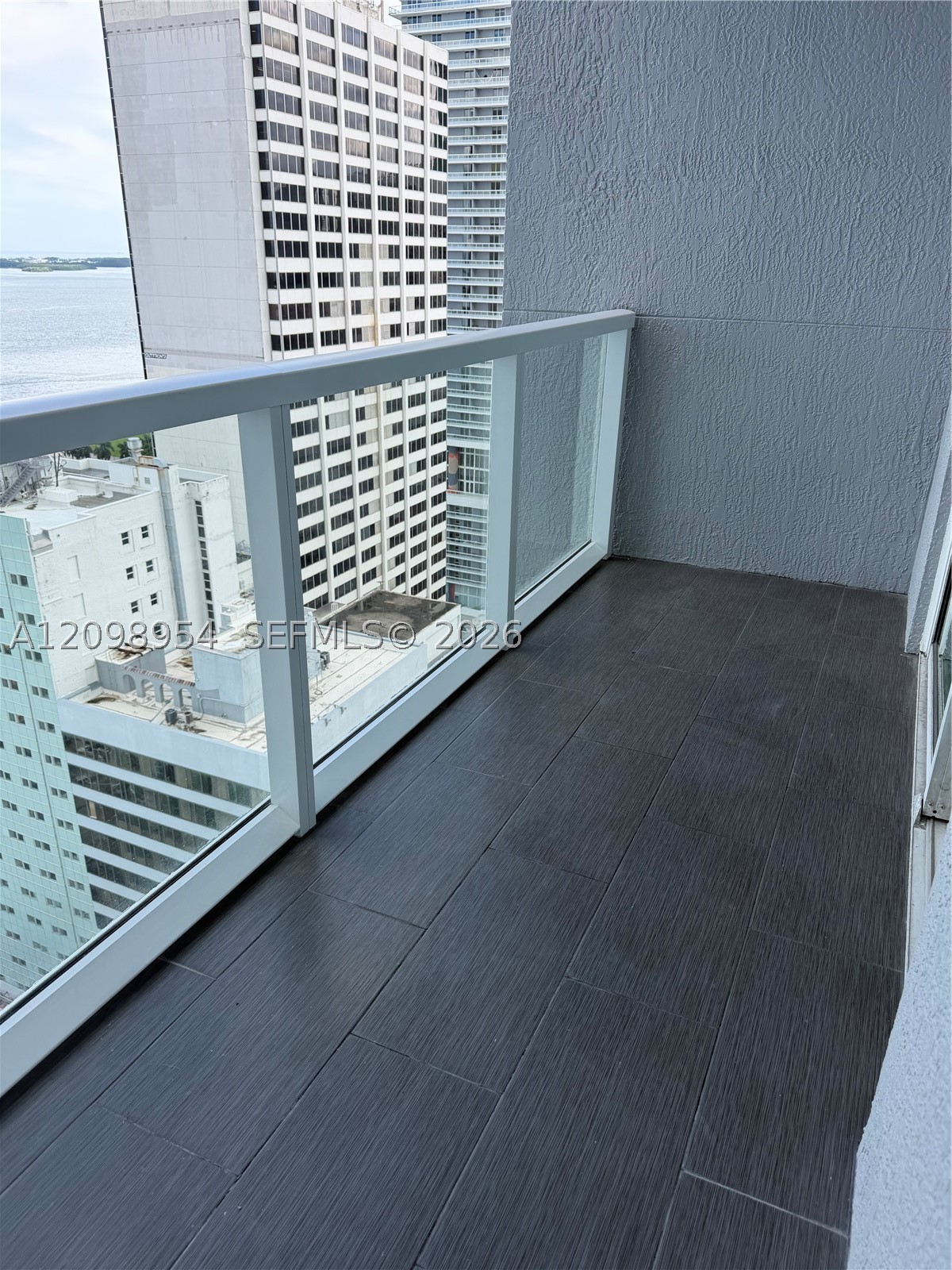 253 NE 2nd St #2405, Miami FL 33132