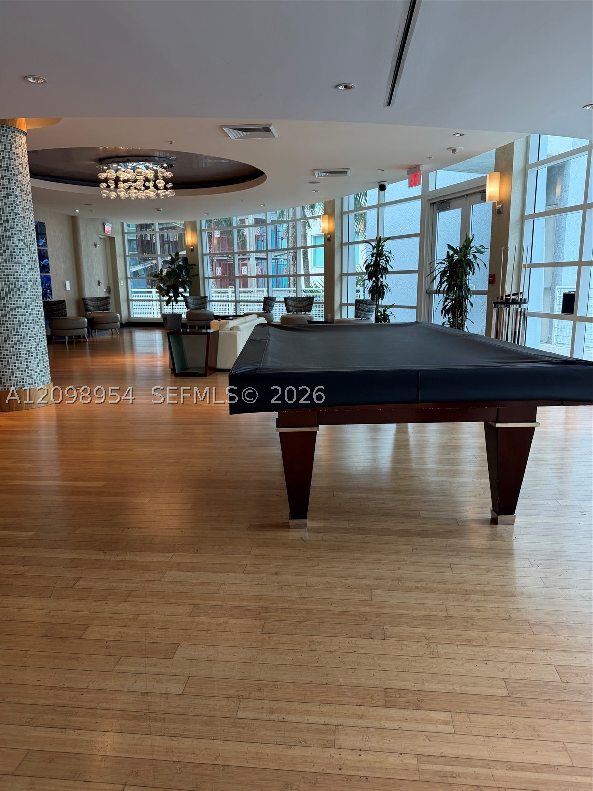253 NE 2nd St #2405, Miami FL 33132