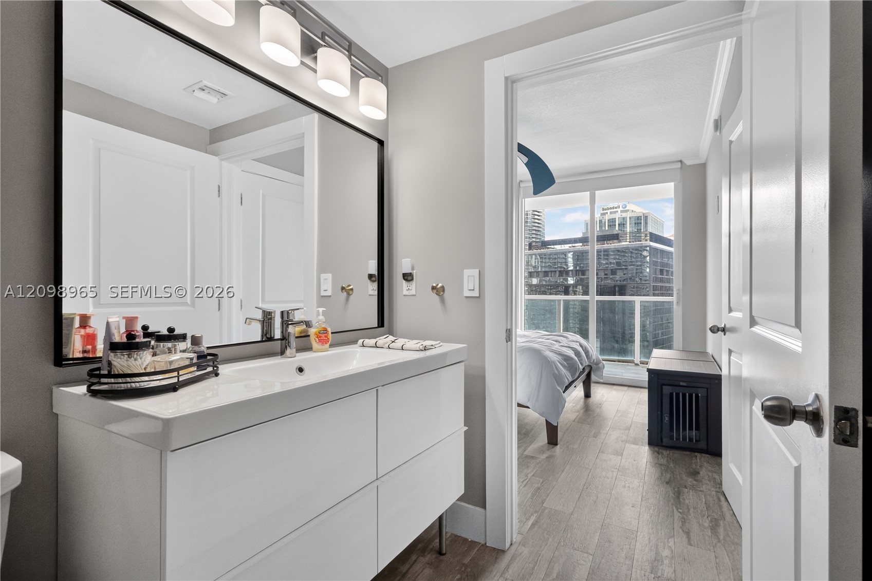 1250 S Miami Ave #1904, Miami FL 33130