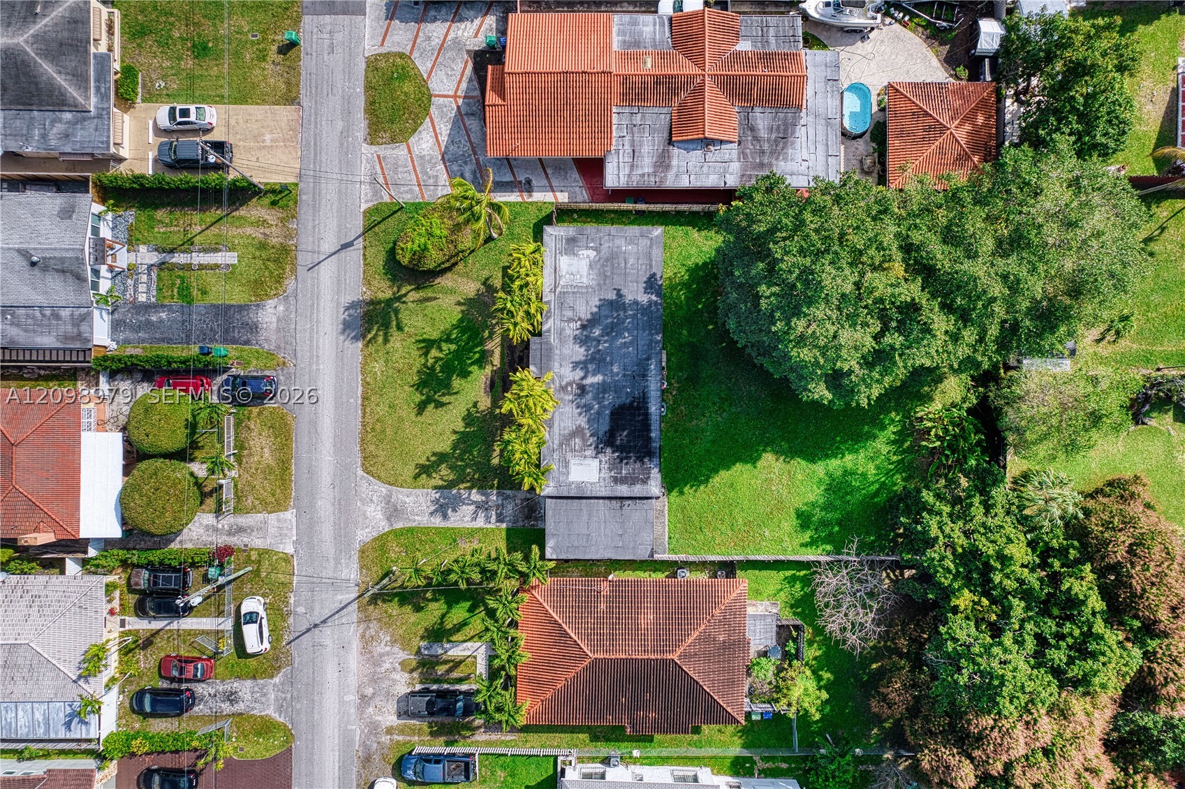 6550 SW 27th St, Miami FL 33155