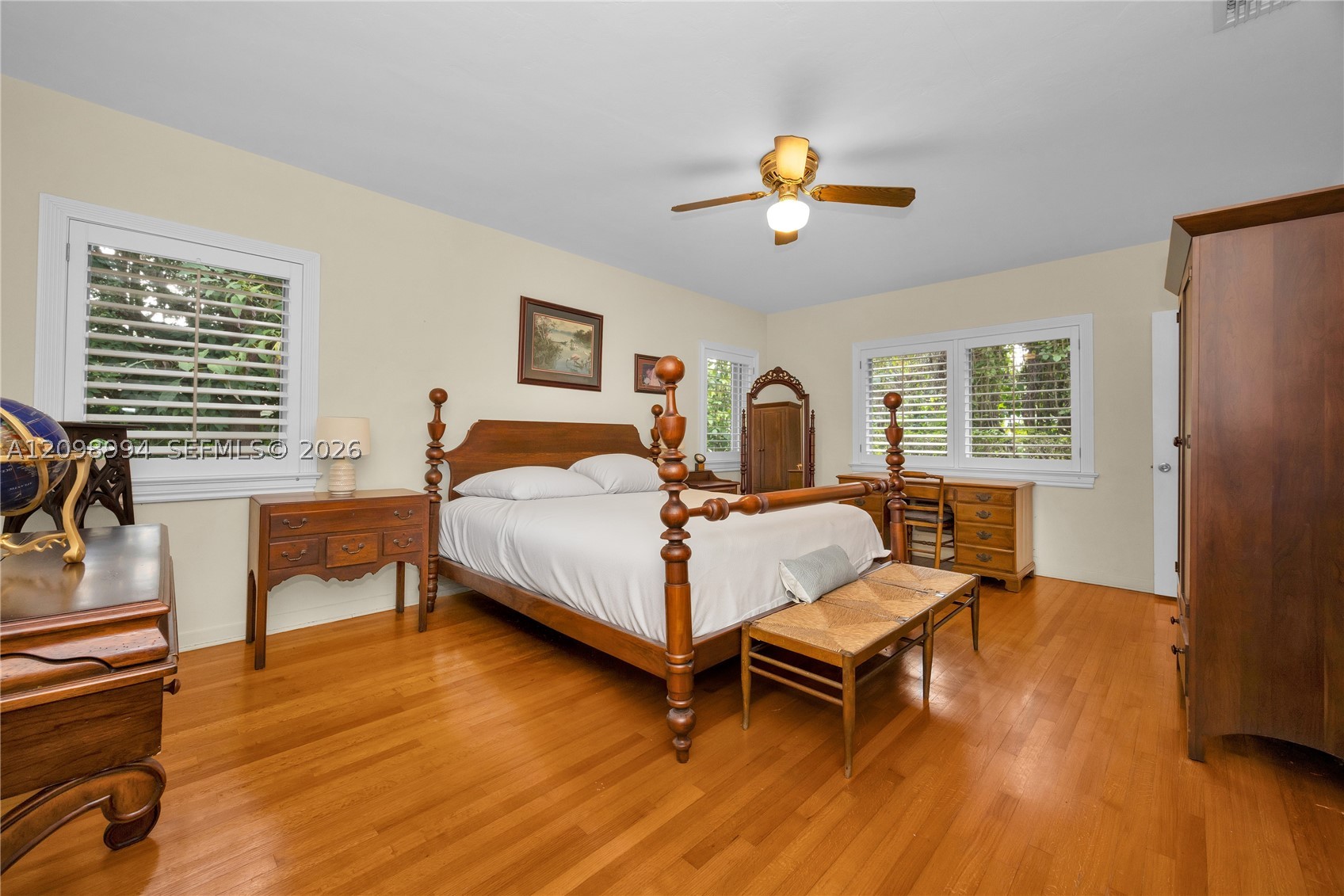 1245 Algardi Ave, Coral Gables FL 33146