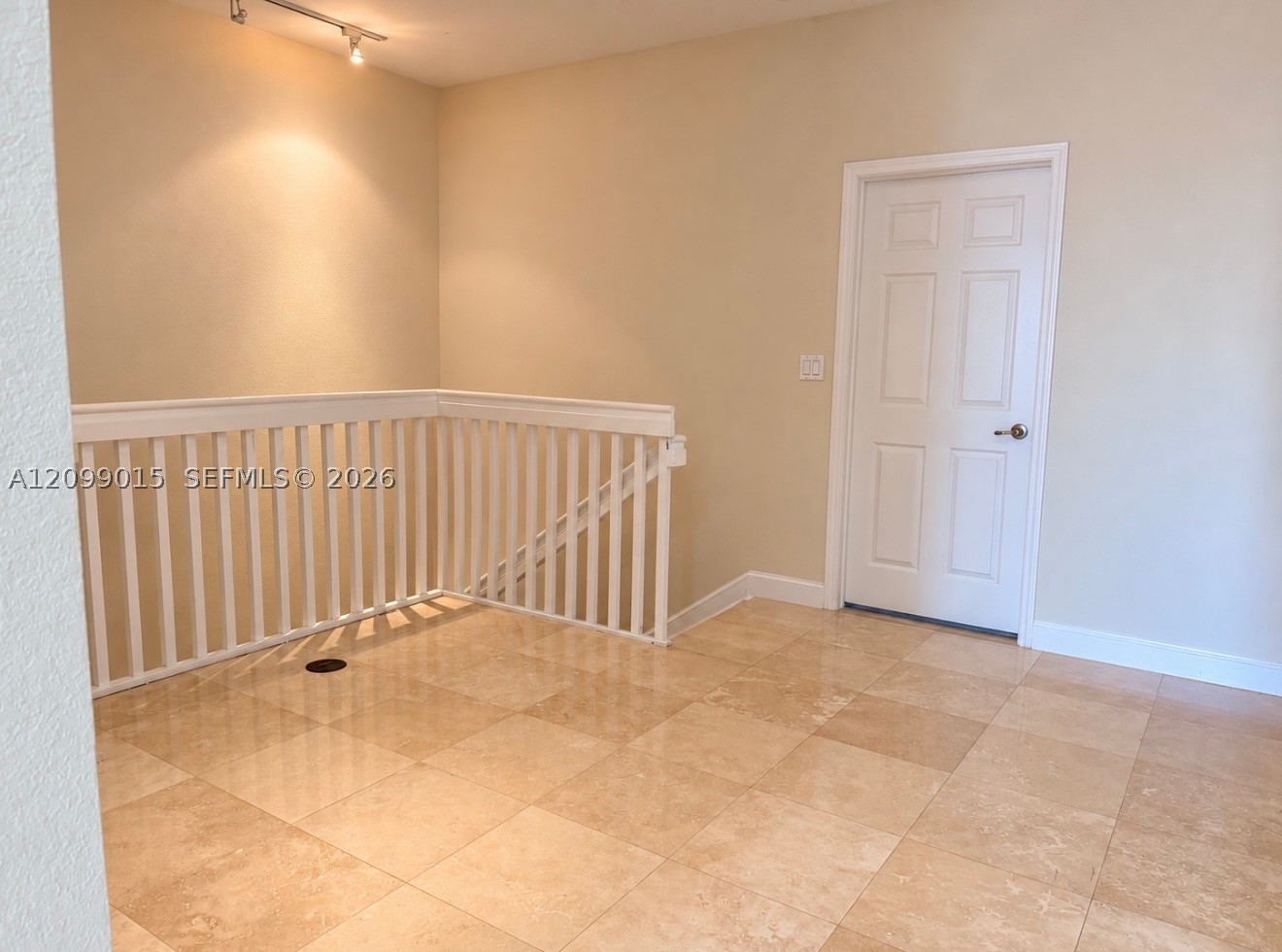 10711 NW 75th Ln, Doral FL 33178