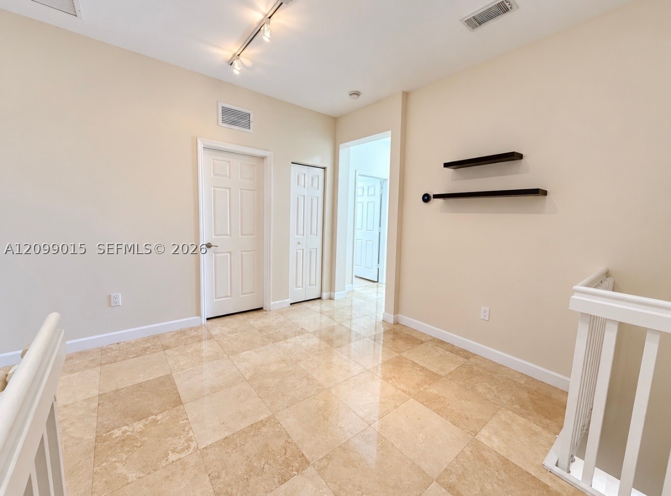 10711 NW 75th Ln, Doral FL 33178