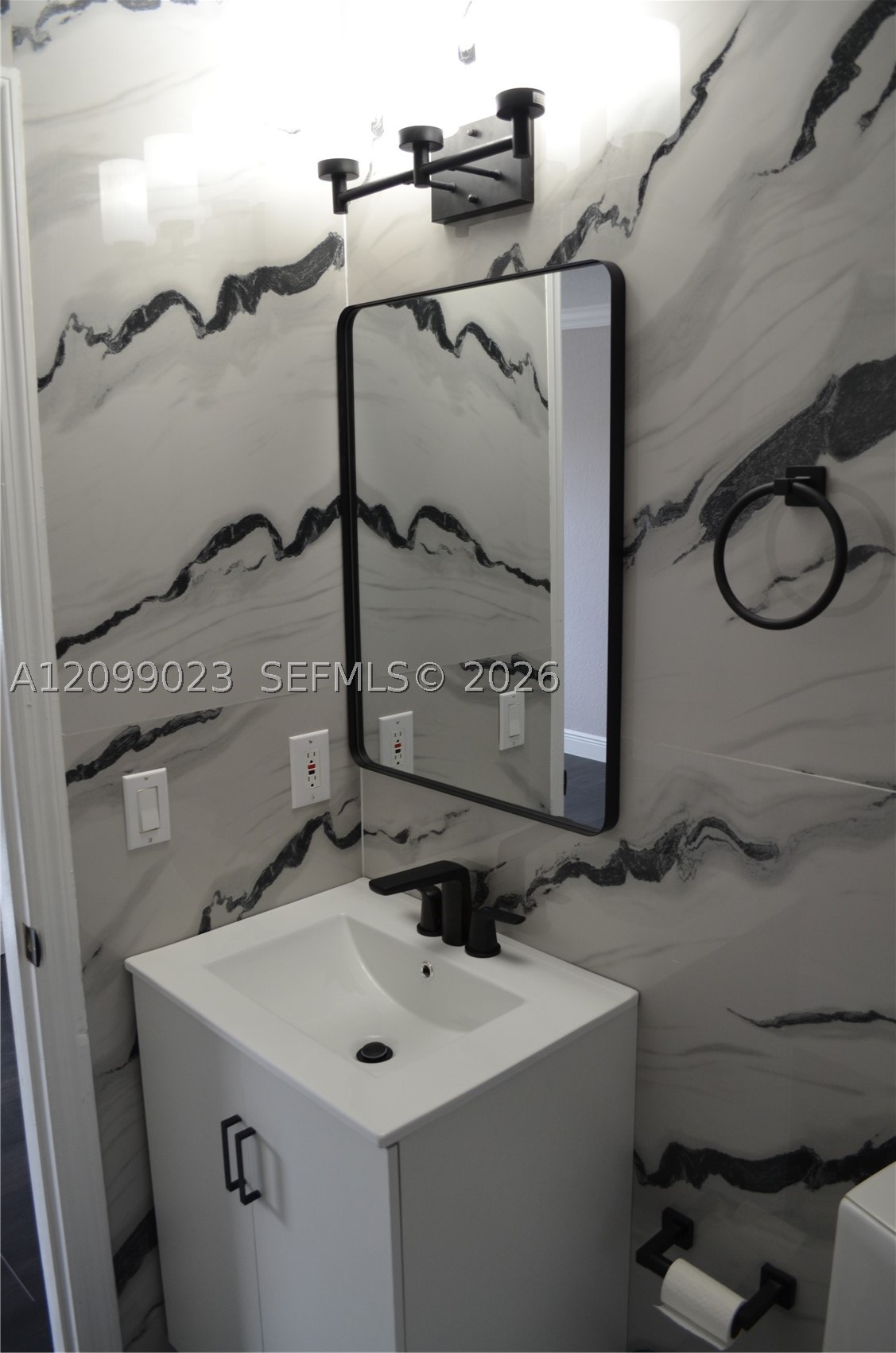 18808 NW 24th Pl, Pembroke Pines FL 33029
