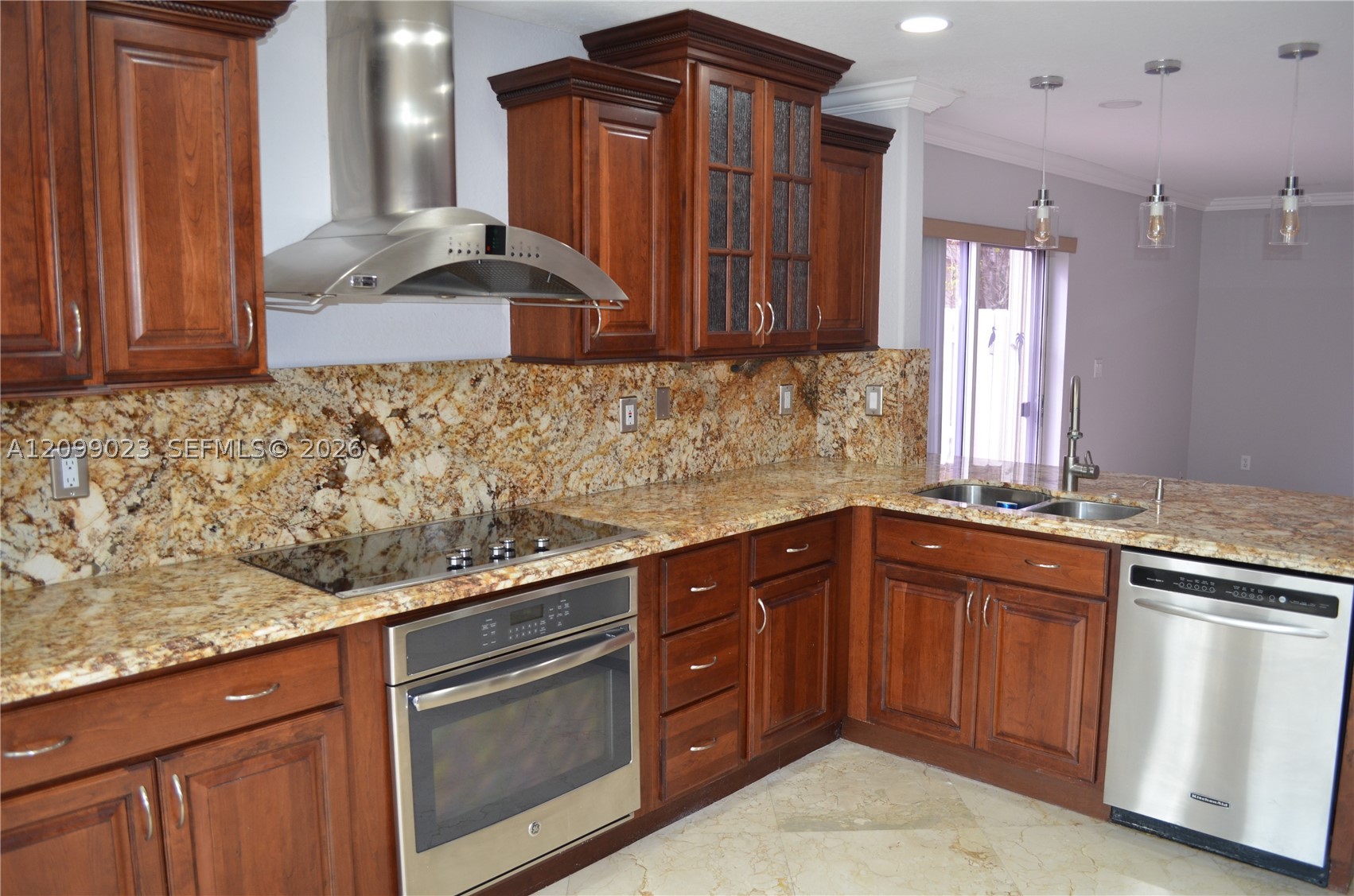18808 NW 24th Pl, Pembroke Pines FL 33029