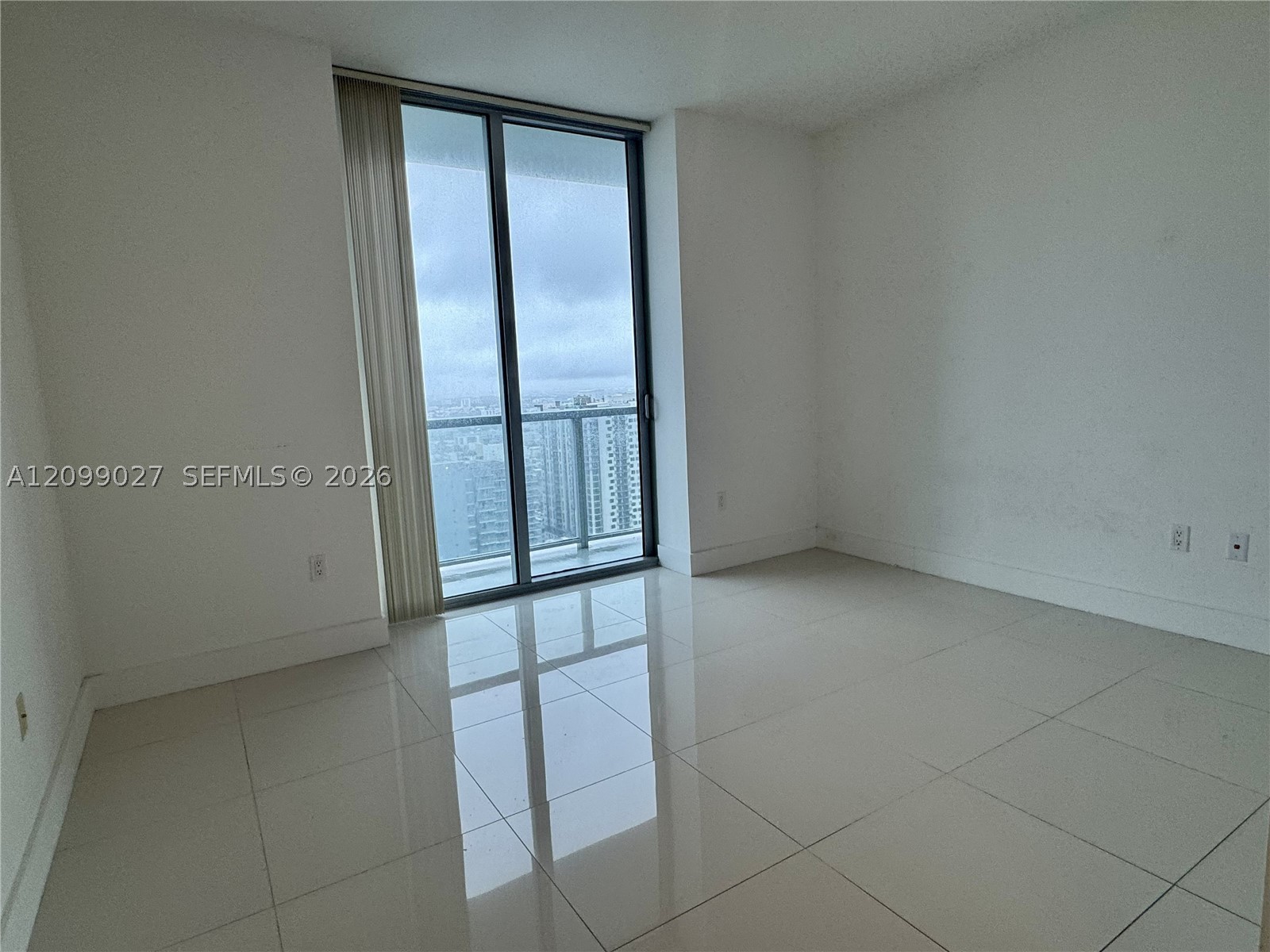 1111 SW 1st Ave #3714, Miami FL 33130